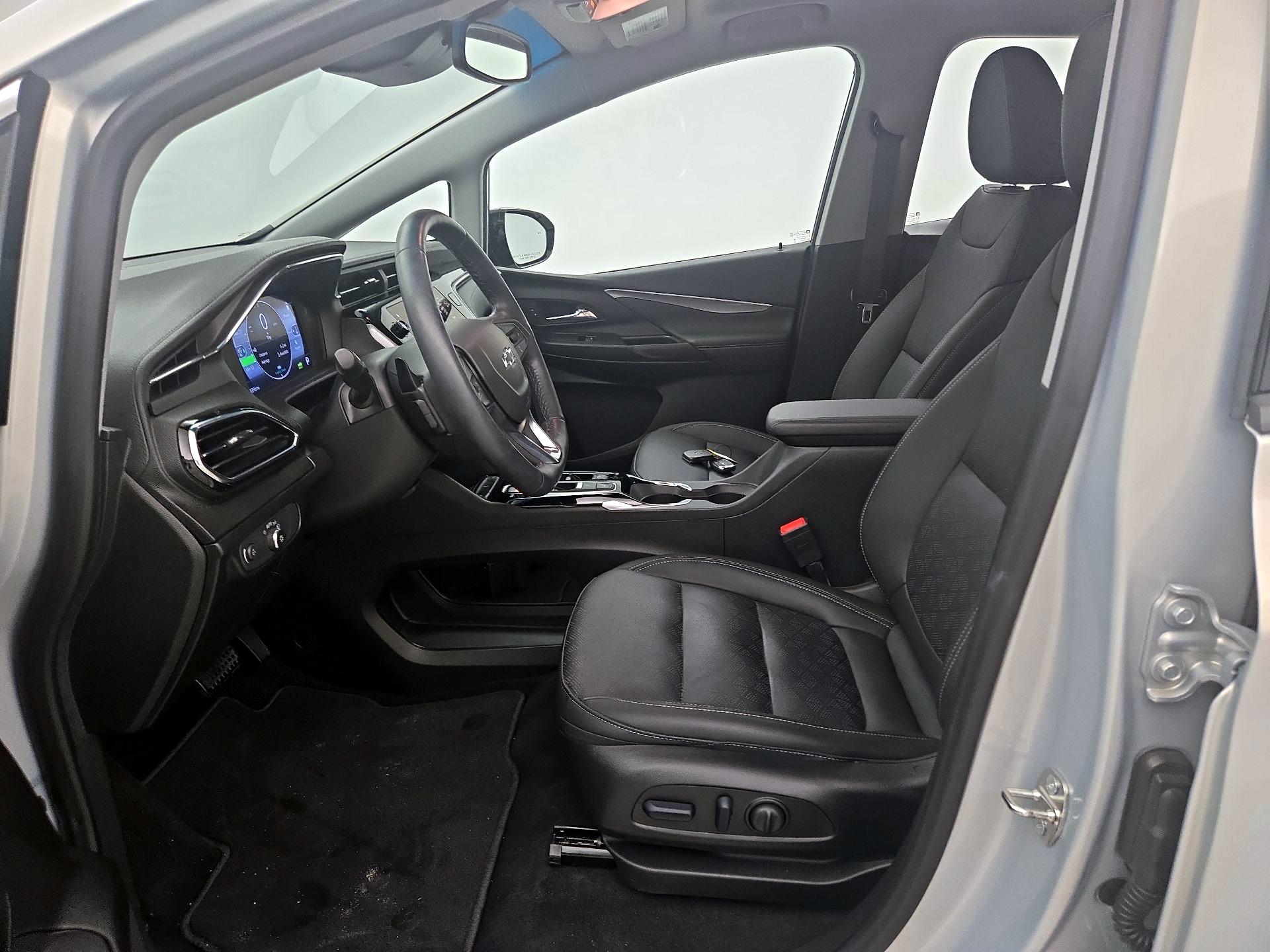 Thumbnail: 2023 Chevrolet Bolt EV - 11