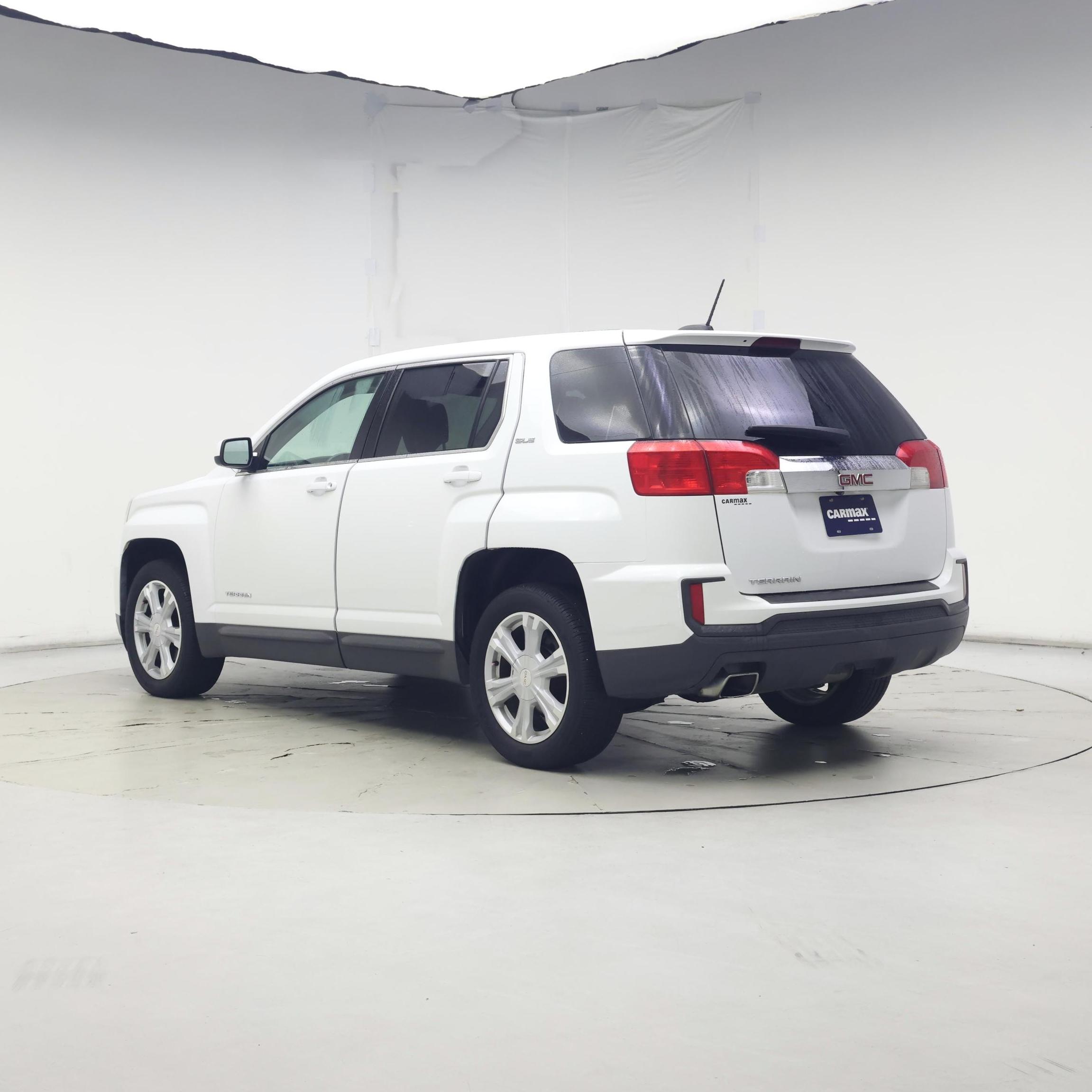 Thumbnail: 2017 GMC Terrain - 2