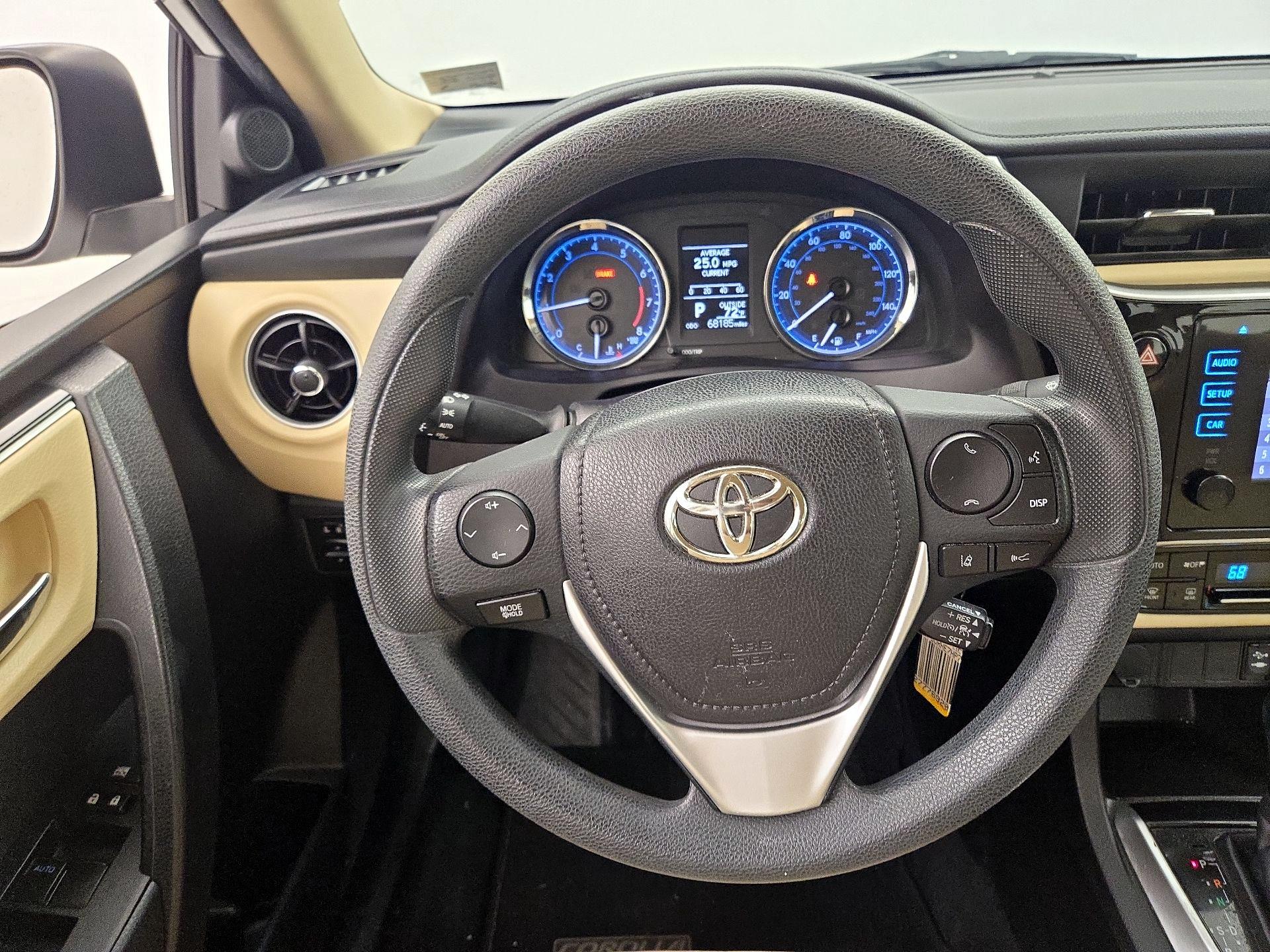 Thumbnail: 2017 Toyota Corolla - 10