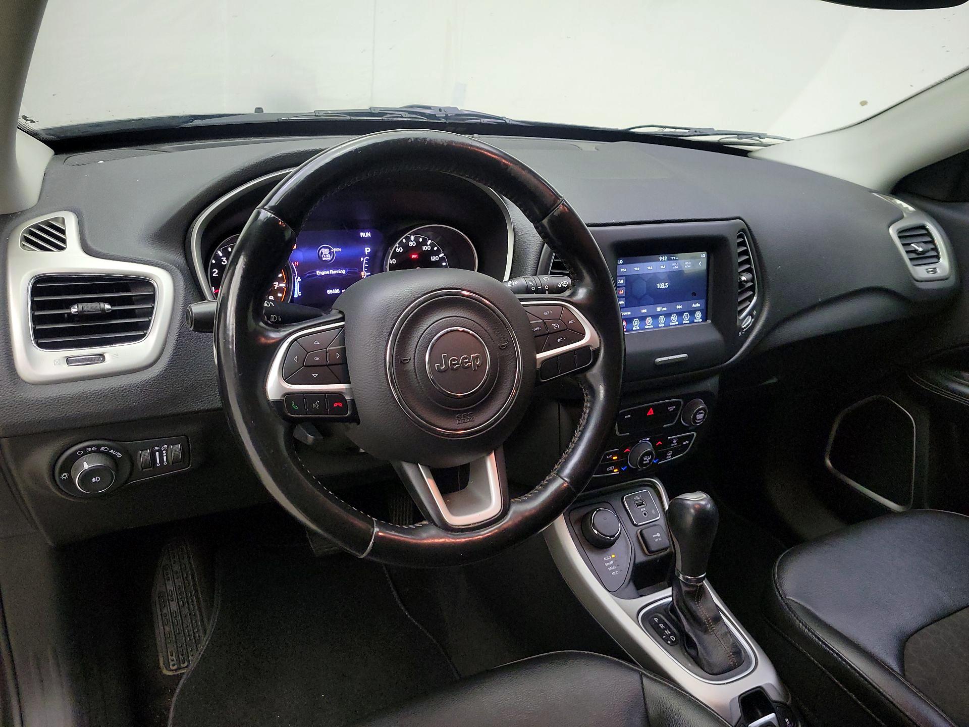 Thumbnail: 2020 Jeep Compass - 9