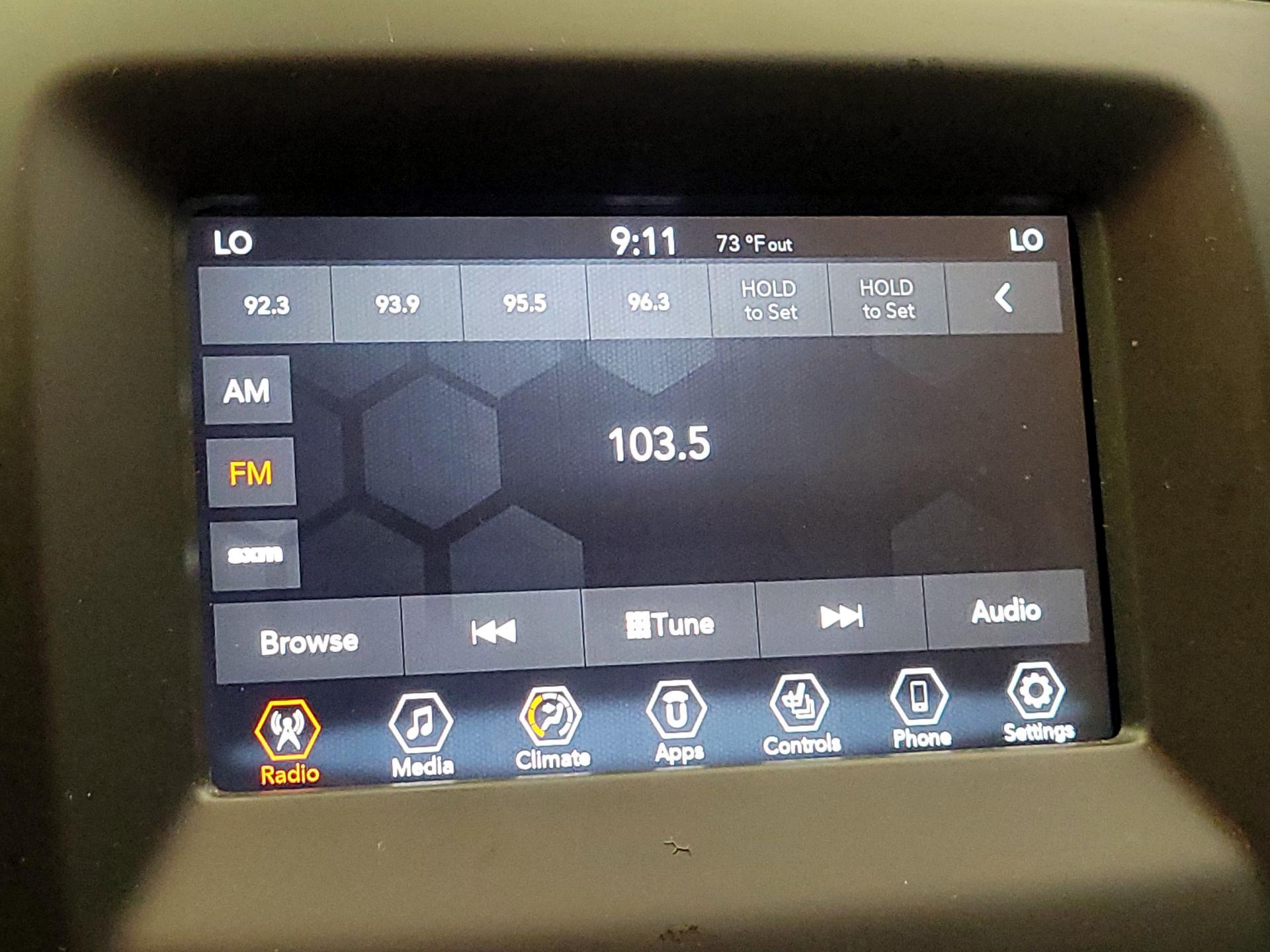 Thumbnail: 2020 Jeep Compass - 15