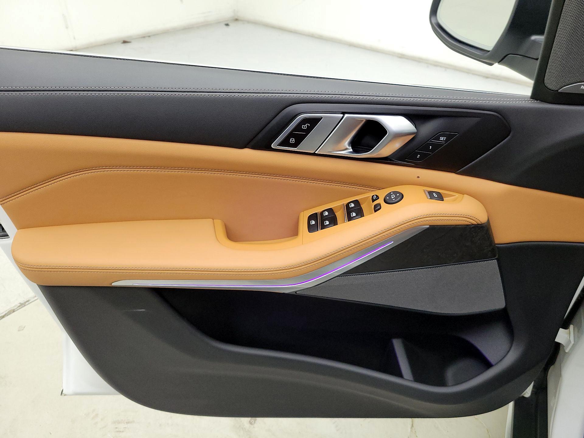 Thumbnail: 2024 BMW X5 - 12