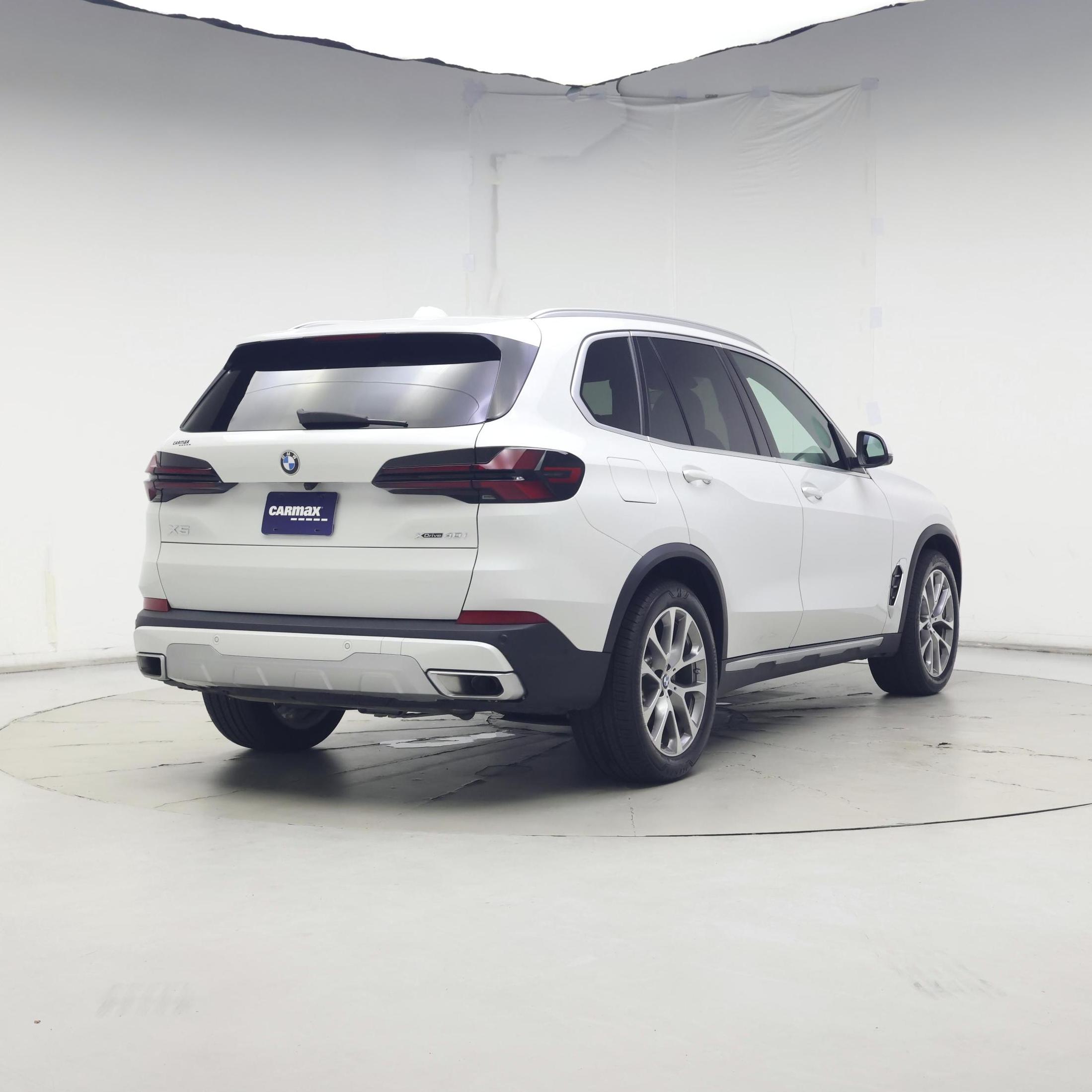Thumbnail: 2024 BMW X5 - 8
