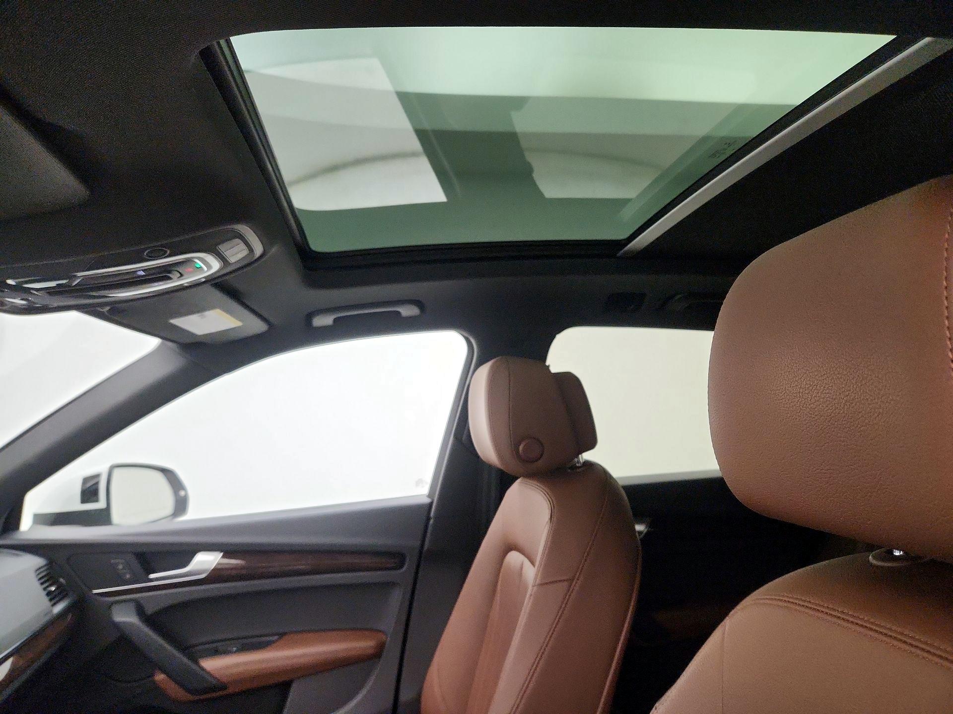 Thumbnail: 2020 Audi Q5 - 20