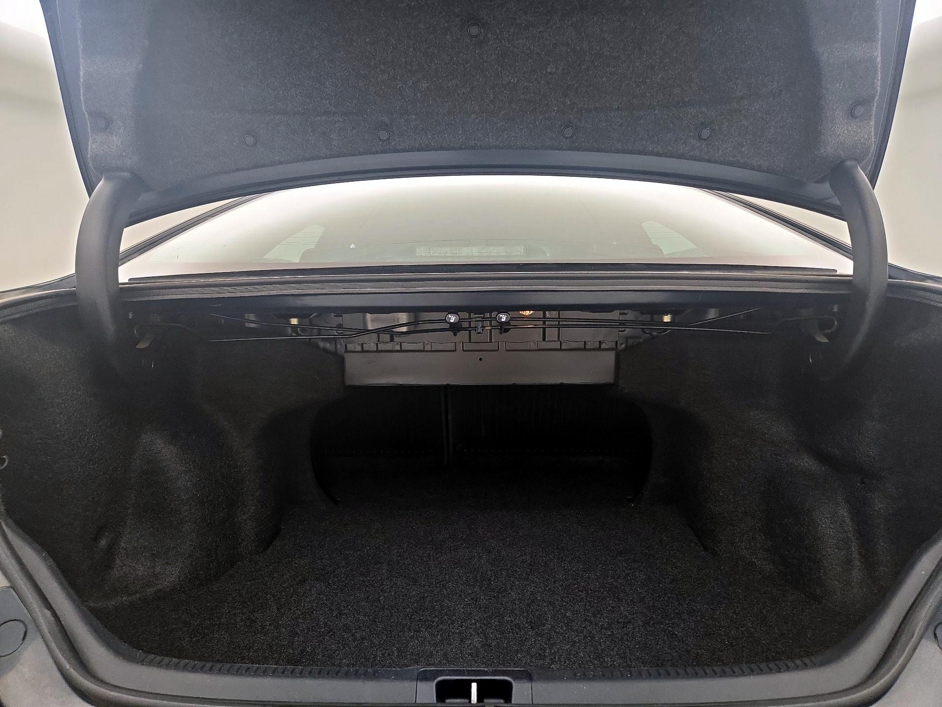 Thumbnail: 2016 Toyota Camry - 20