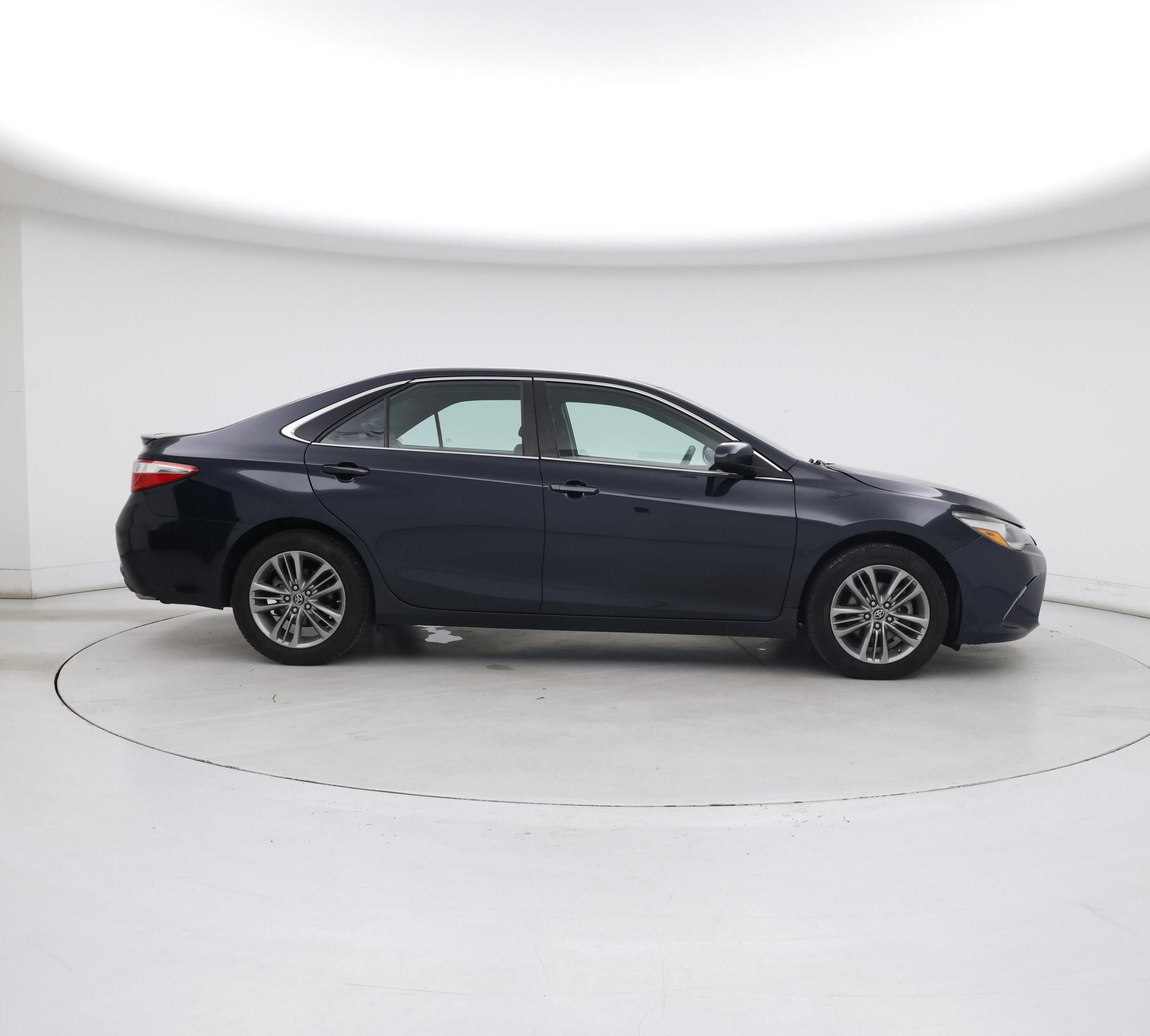 Thumbnail: 2016 Toyota Camry - 7