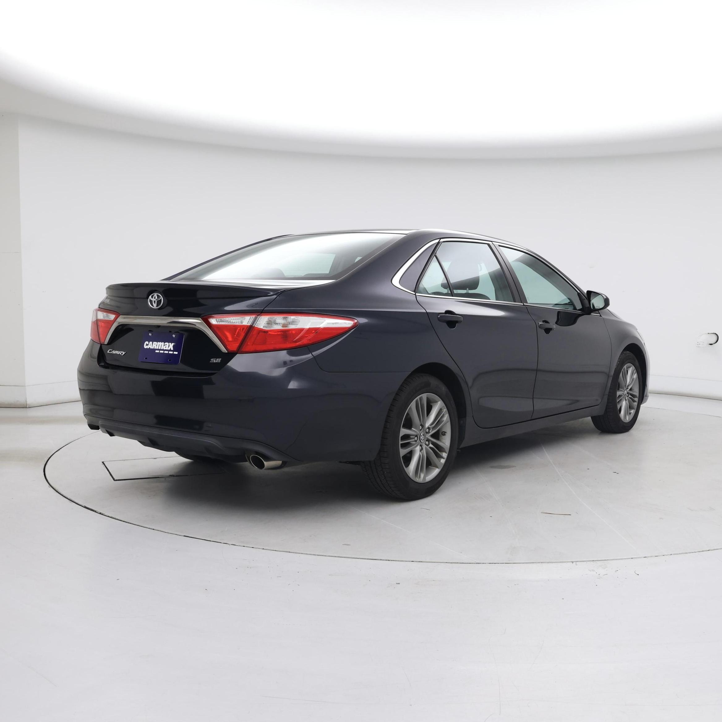 Thumbnail: 2016 Toyota Camry - 8