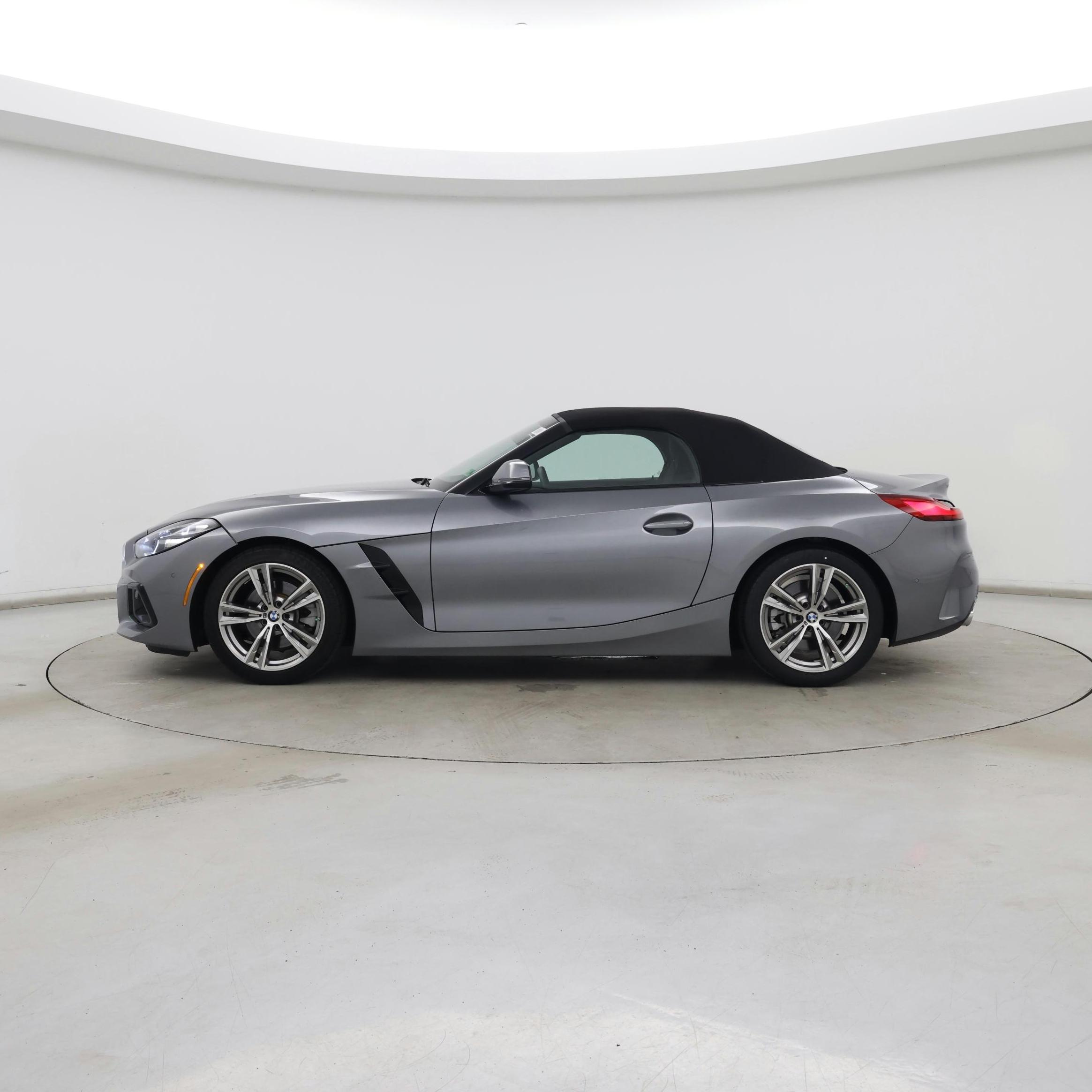 Thumbnail: 2025 BMW Z4 - 3