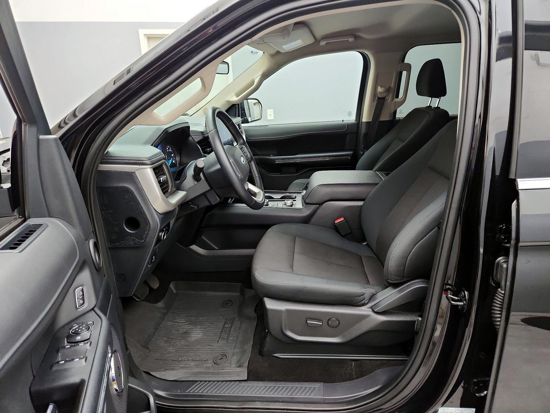 Thumbnail: 2023 Ford Expedition MAX - 11