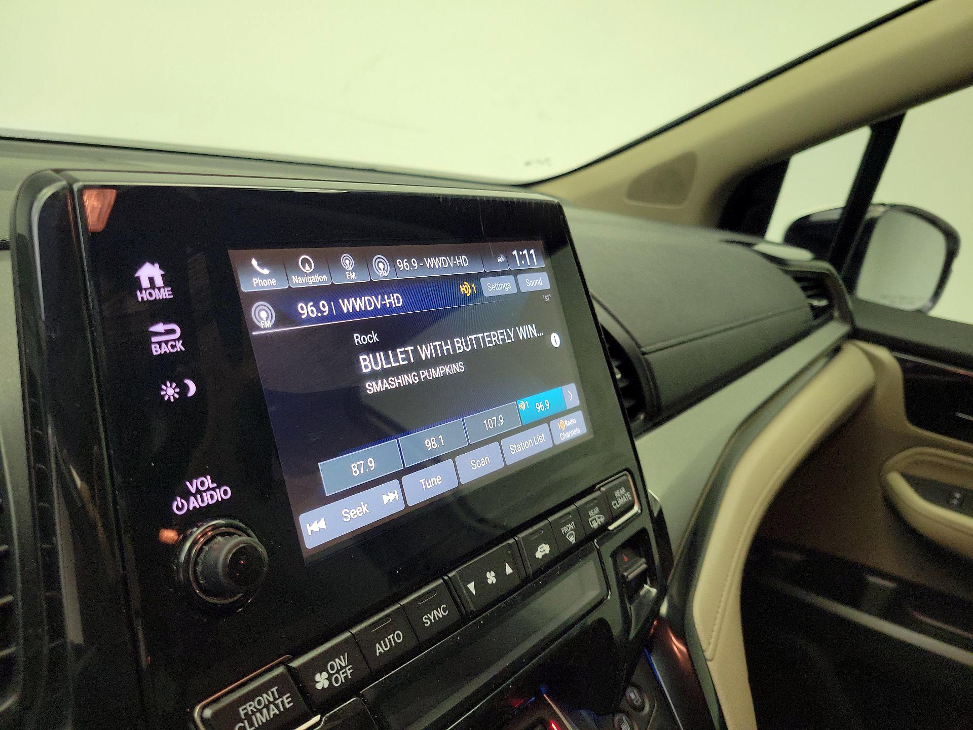 Thumbnail: 2020 Honda Odyssey - 16