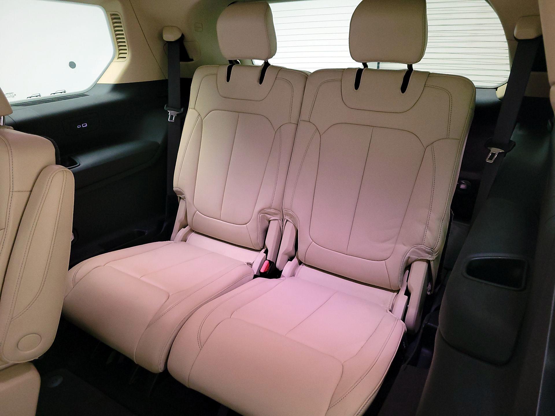 Thumbnail: 2021 Jeep Grand Cherokee L - 20