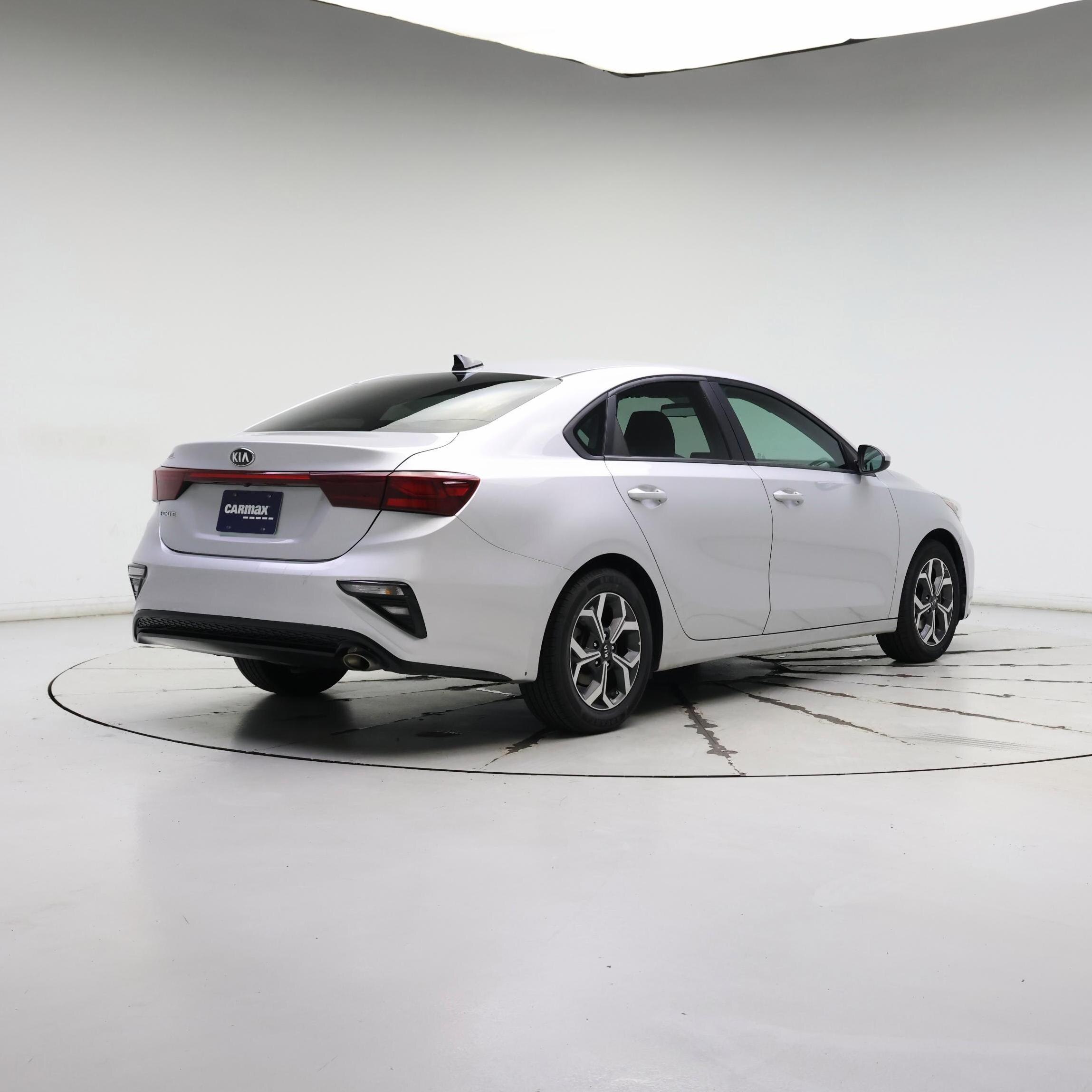 Thumbnail: 2020 Kia Forte - 8