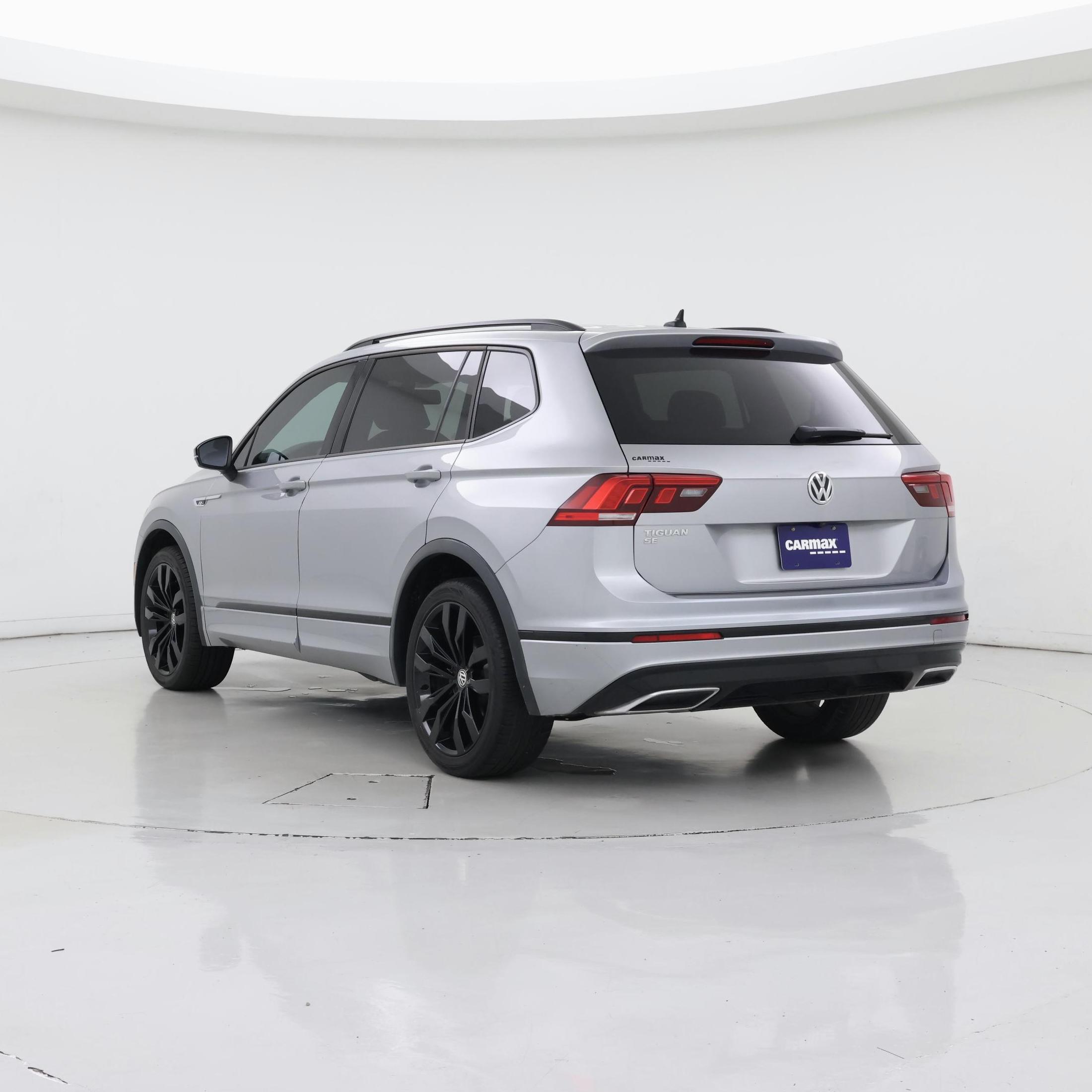 Thumbnail: 2020 Volkswagen Tiguan - 2