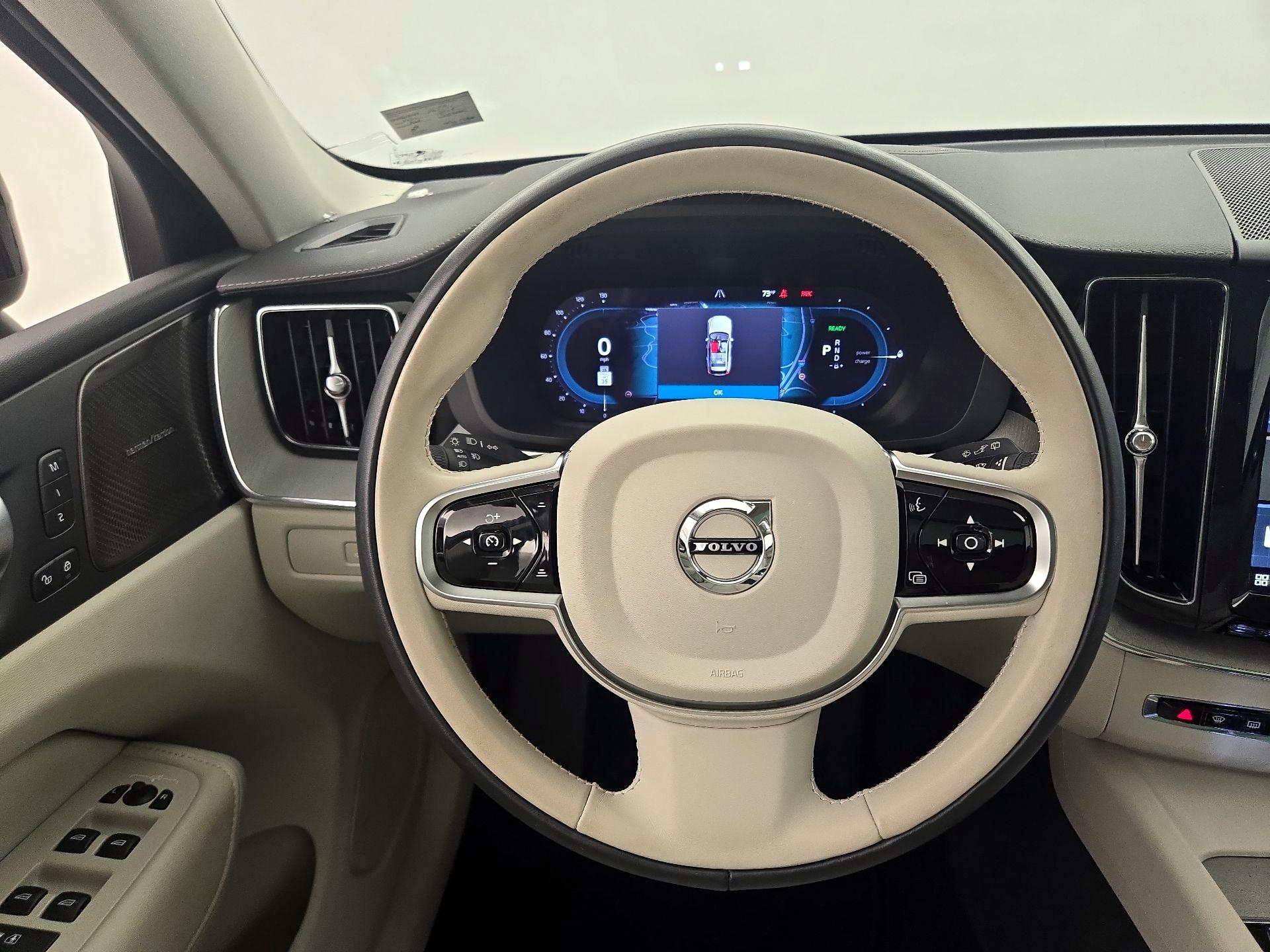 Thumbnail: 2024 Volvo XC60 - 10