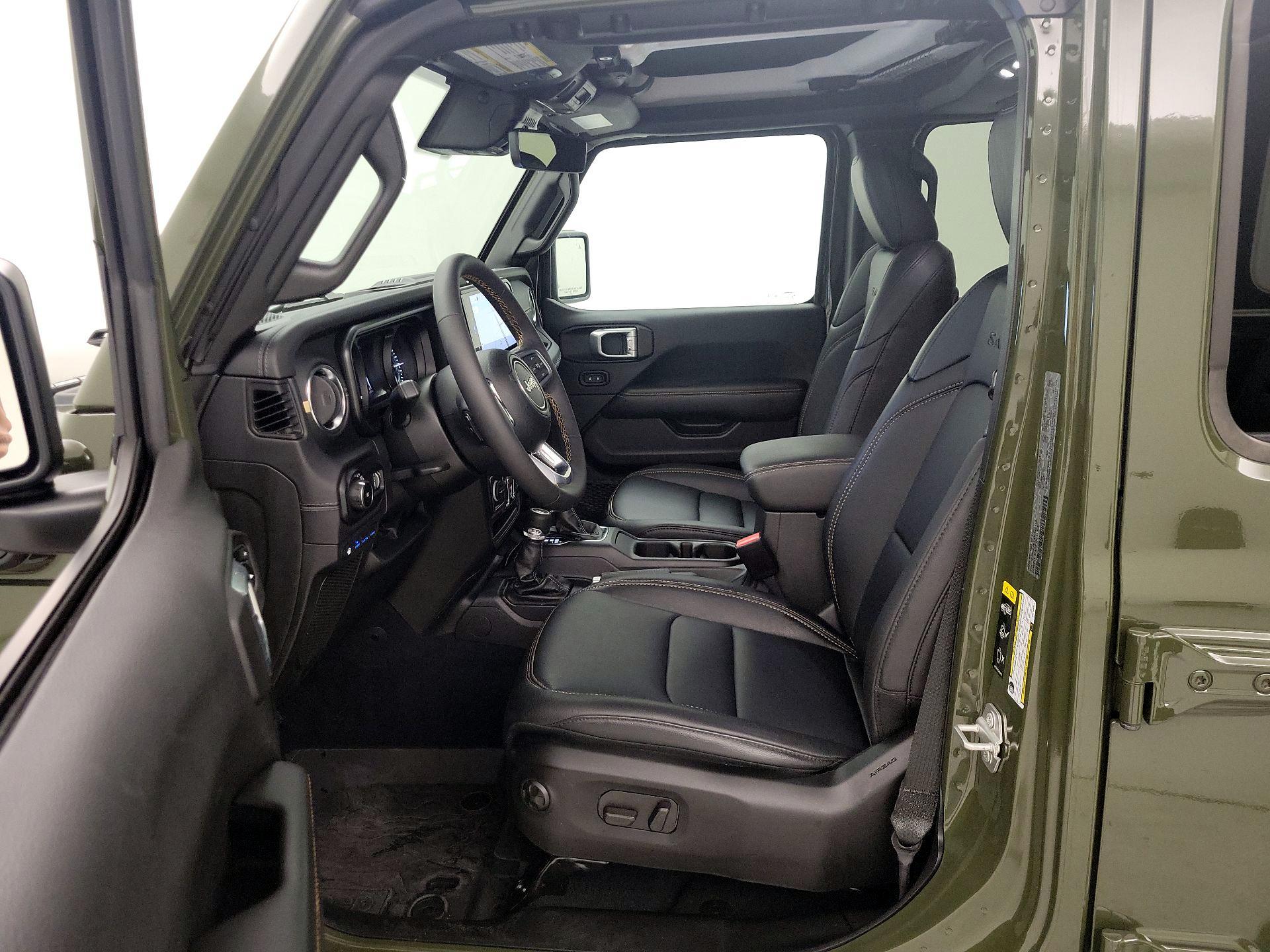 Thumbnail: 2024 Jeep Wrangler - 11