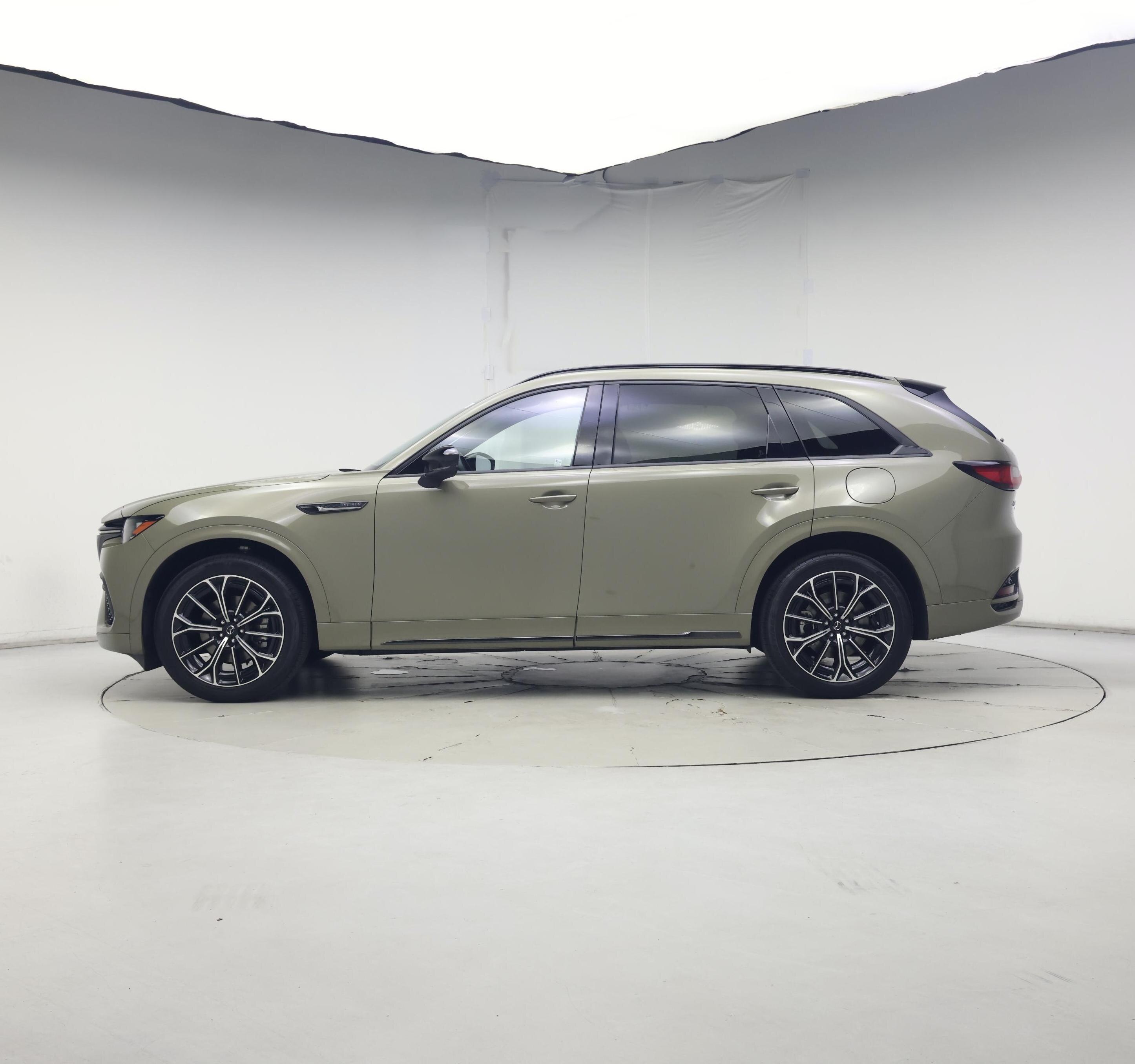 Thumbnail: 2025 Mazda CX-70 - 3