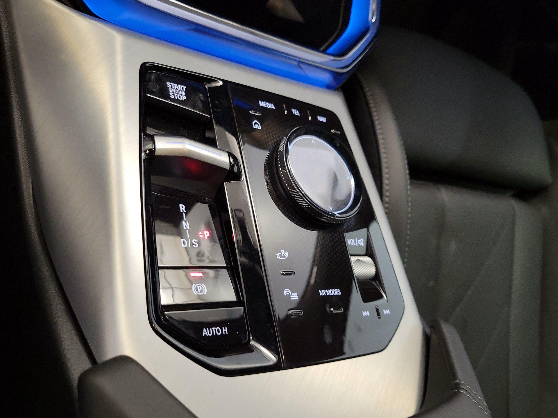 Thumbnail: 2025 BMW X3 - 17