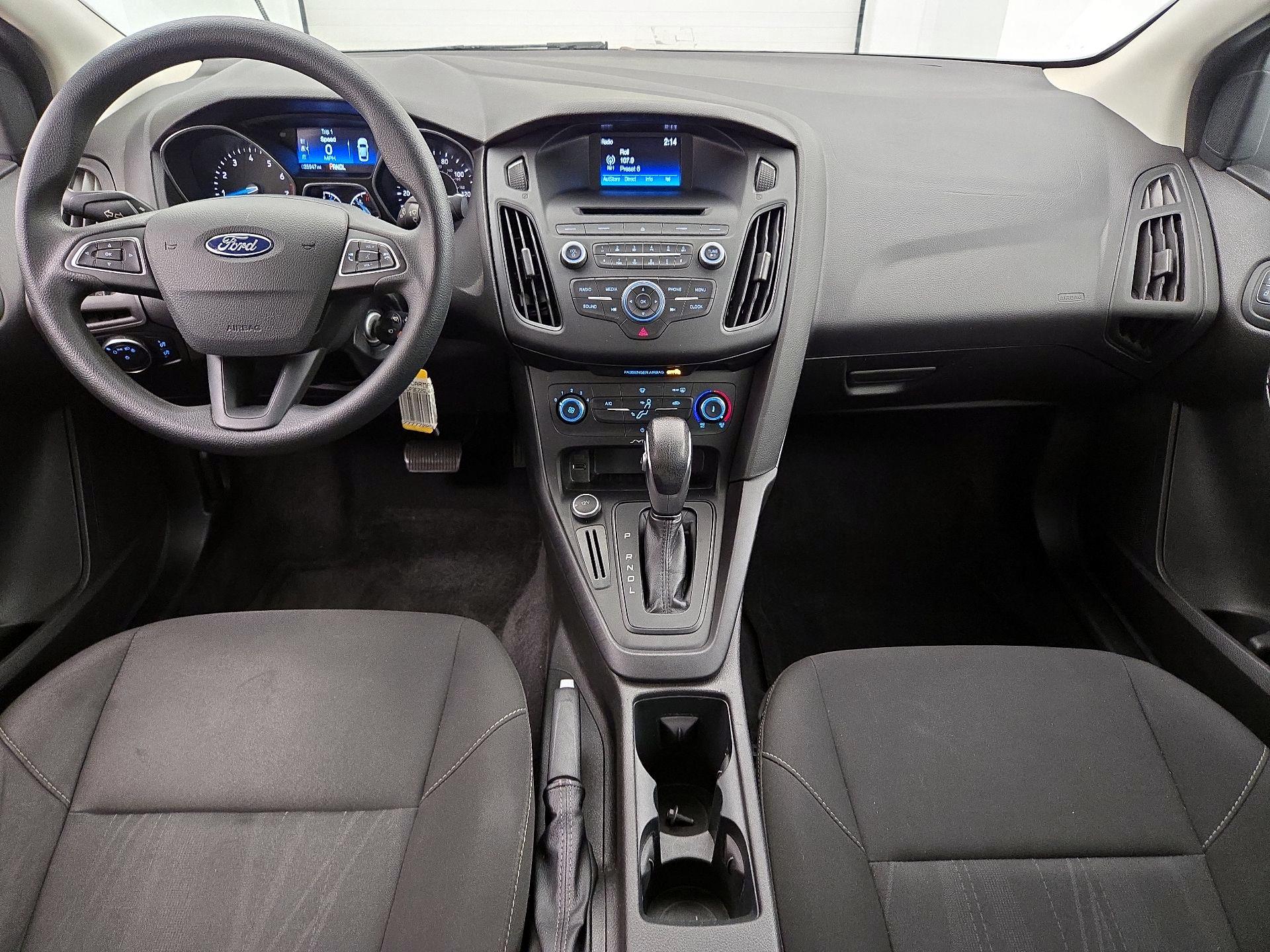 Thumbnail: 2016 Ford Focus - 9