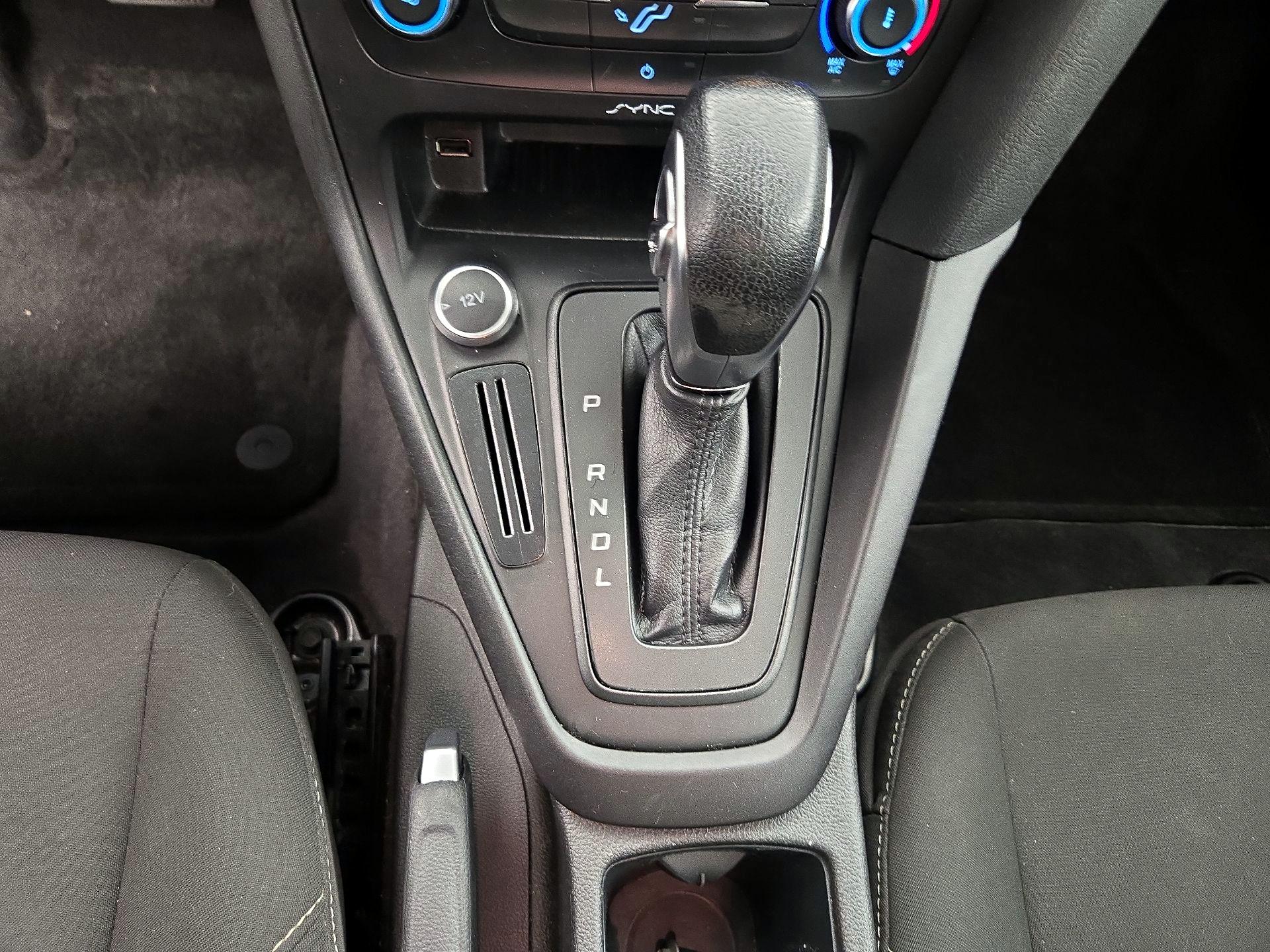 Thumbnail: 2016 Ford Focus - 17