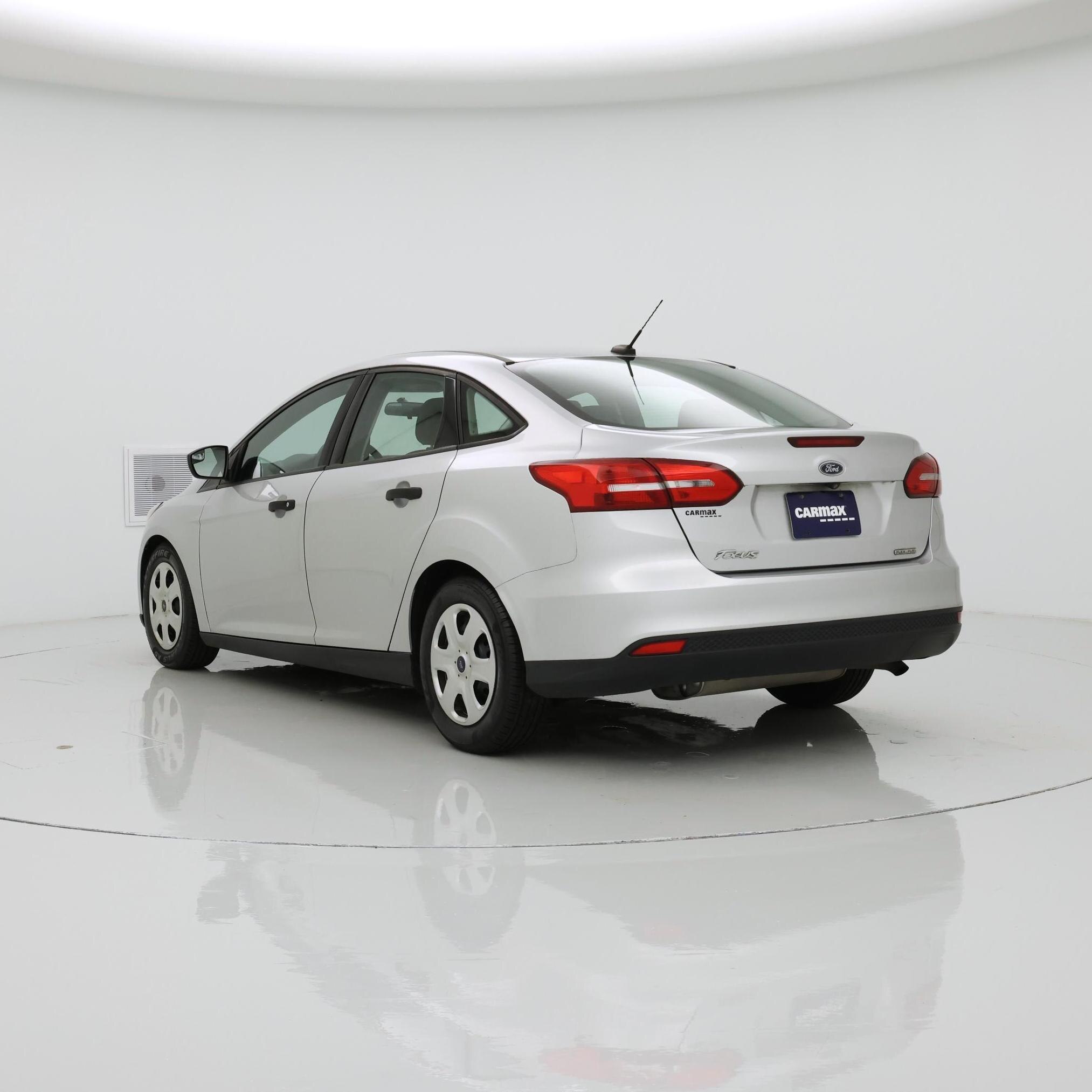 Thumbnail: 2016 Ford Focus - 2