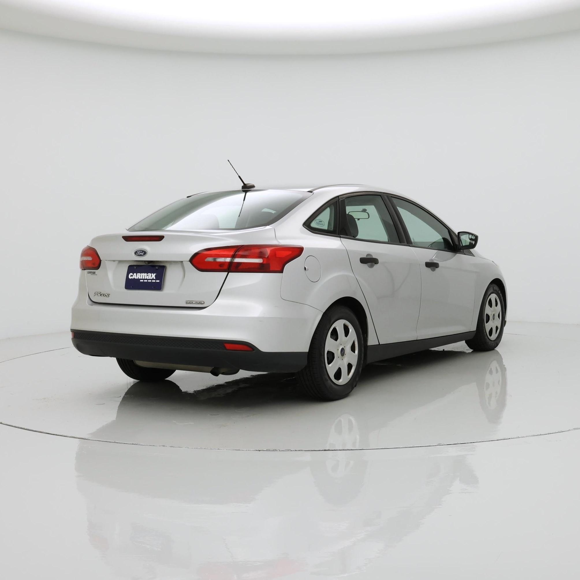 Thumbnail: 2016 Ford Focus - 8