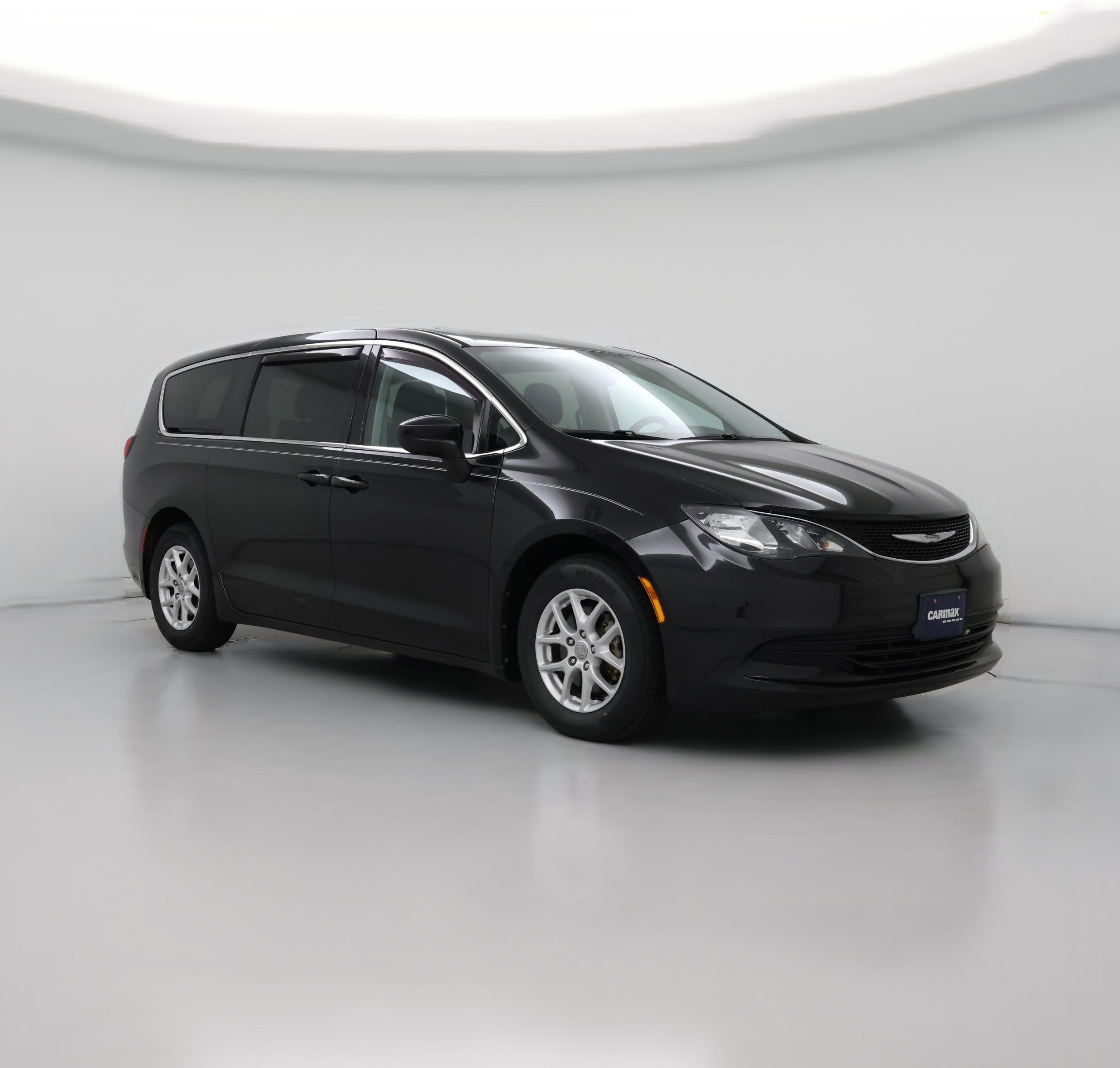 Thumbnail: 2017 Chrysler Pacifica - 1
