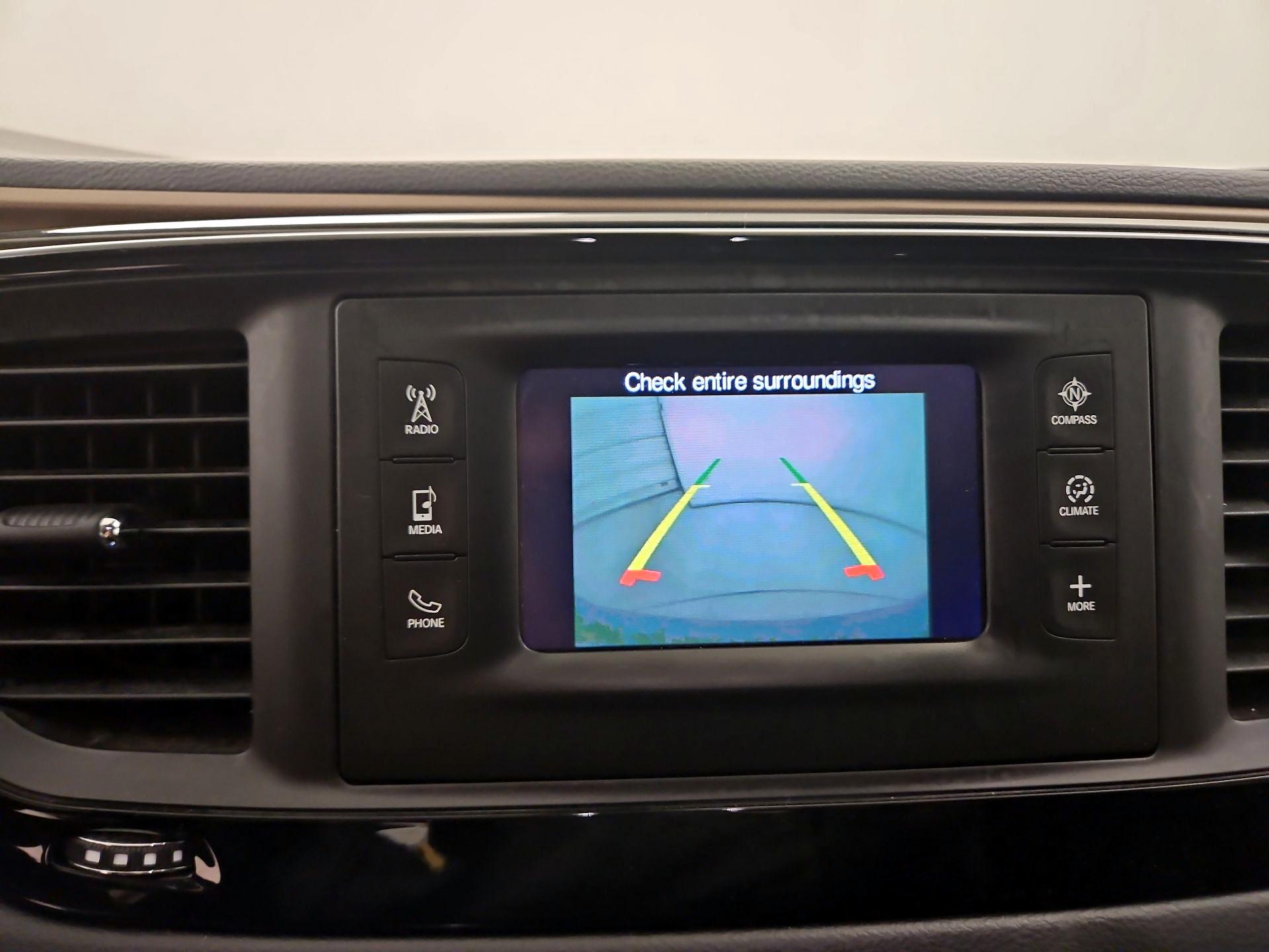 Thumbnail: 2017 Chrysler Pacifica - 14