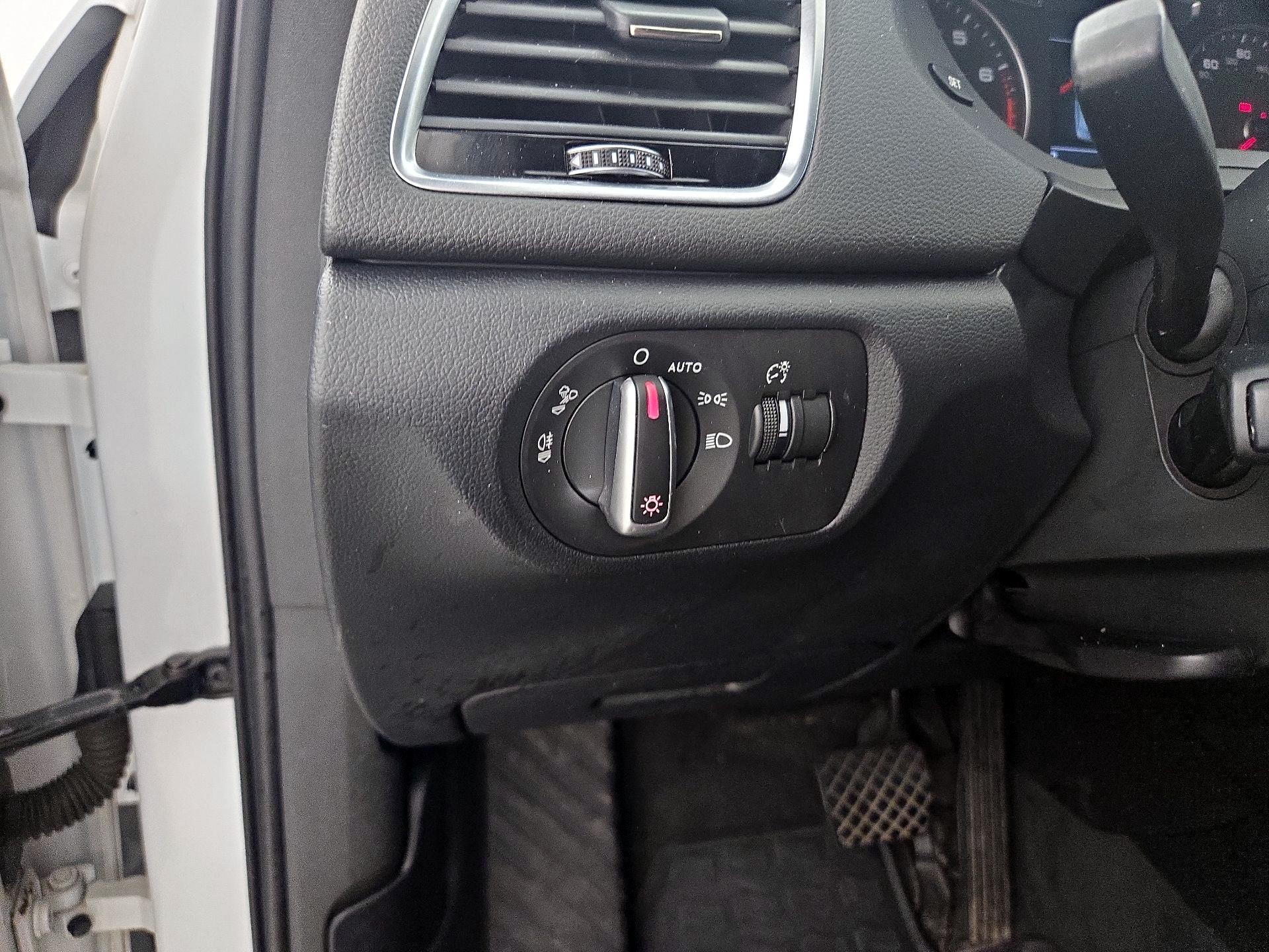 Thumbnail: 2016 Audi Q3 - 13
