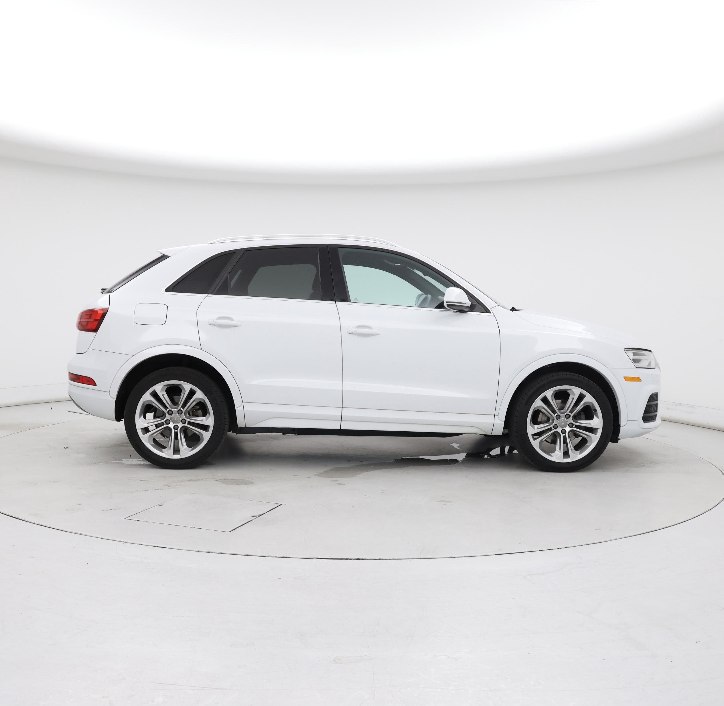 Thumbnail: 2016 Audi Q3 - 7