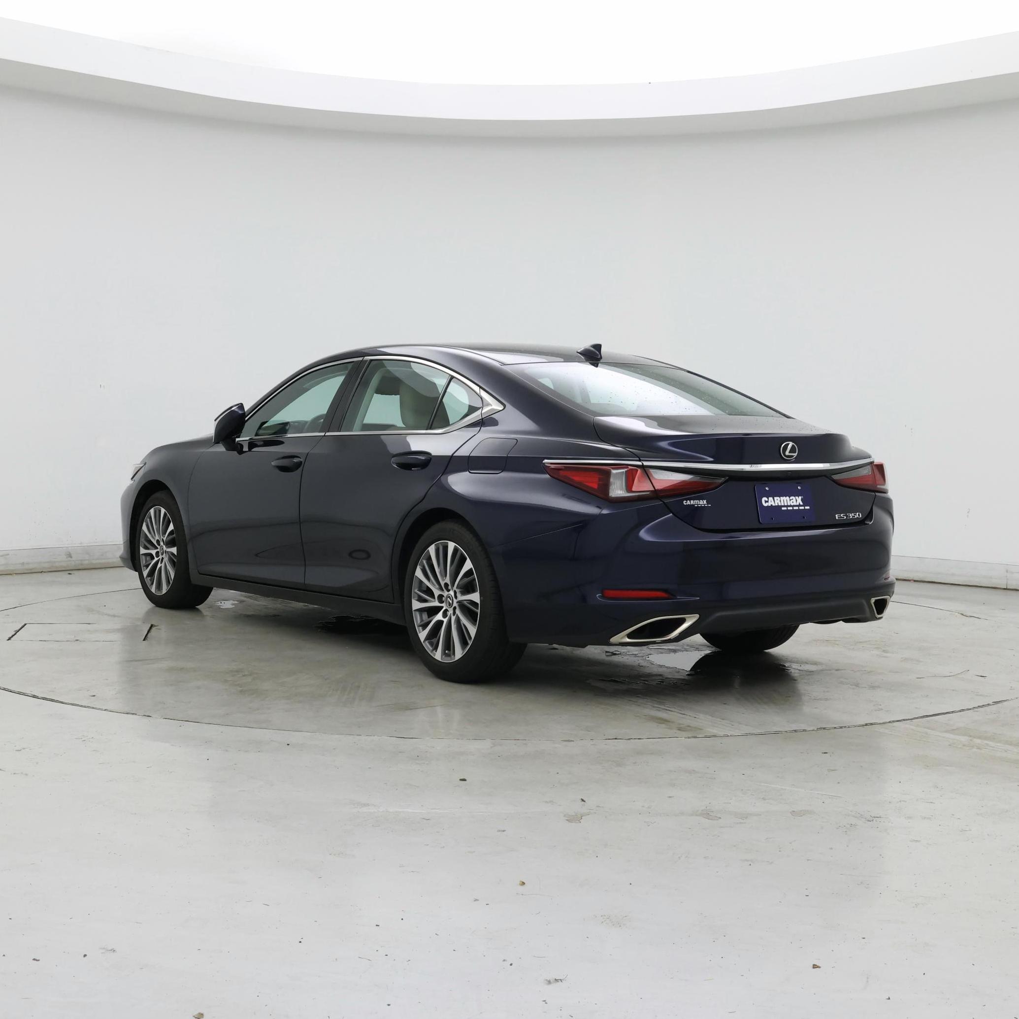Thumbnail: 2020 Lexus ES - 2