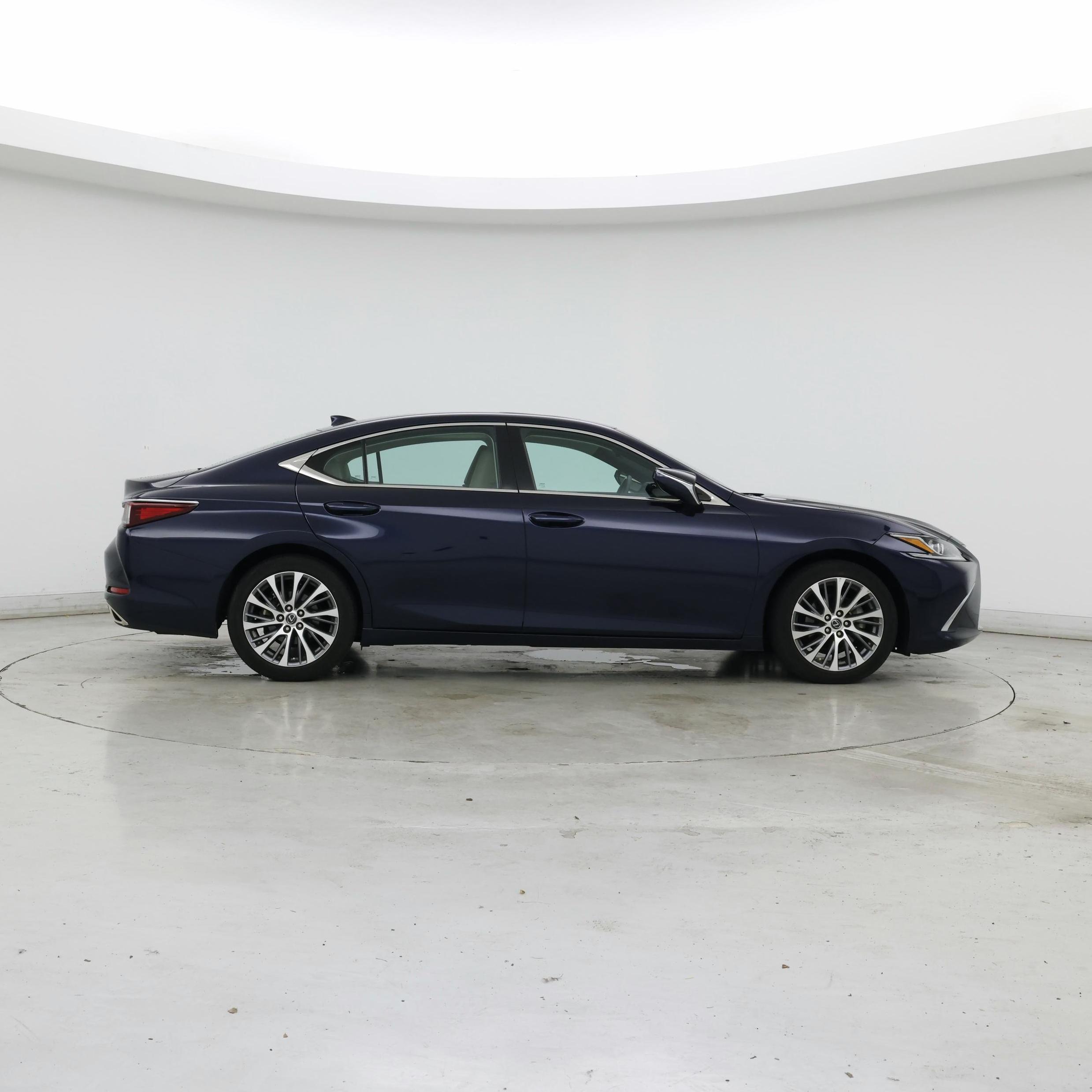 Thumbnail: 2020 Lexus ES - 7