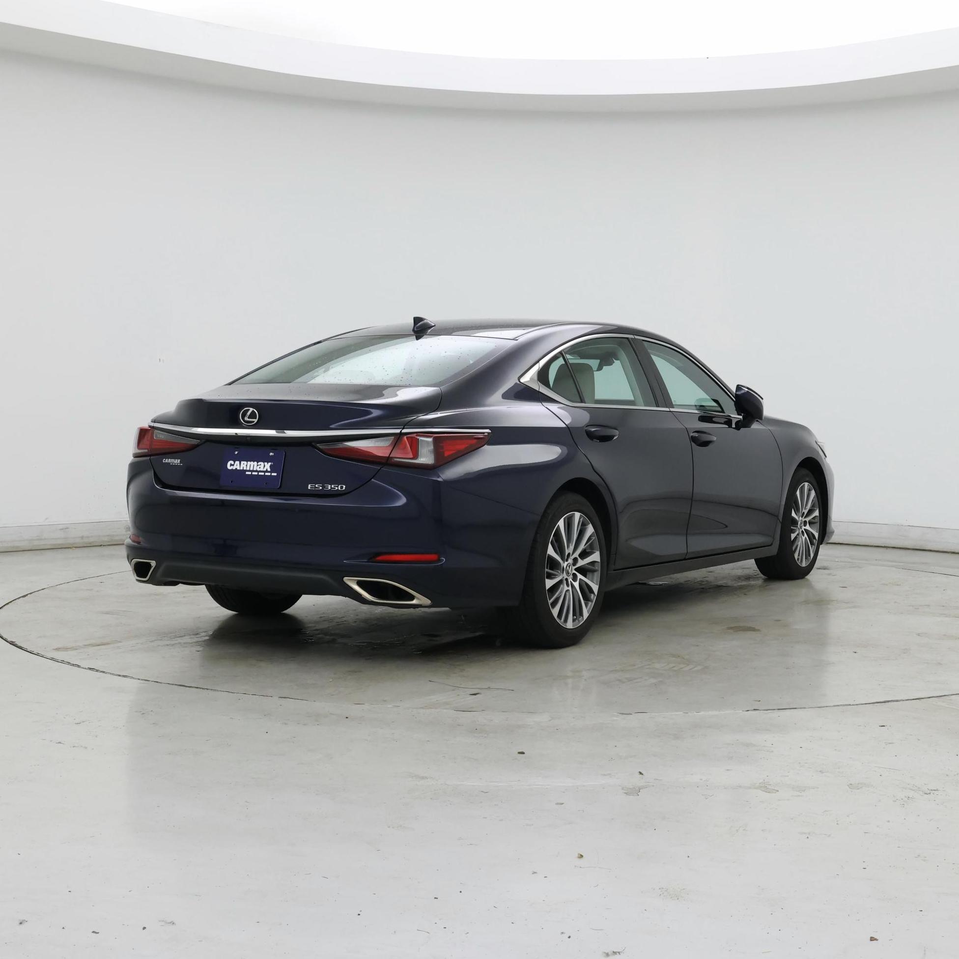 Thumbnail: 2020 Lexus ES - 8