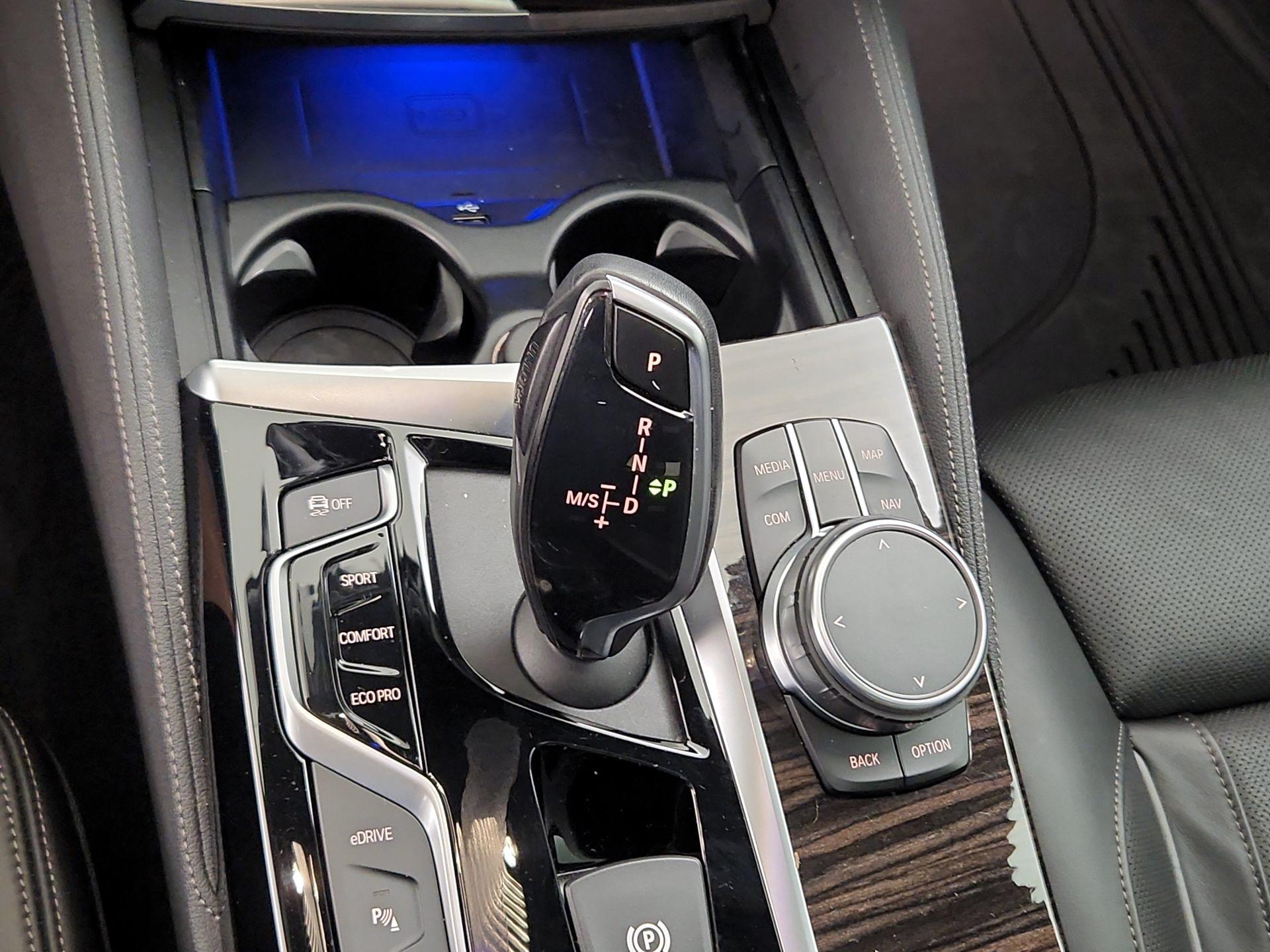 Thumbnail: 2019 BMW 5 Series - 18