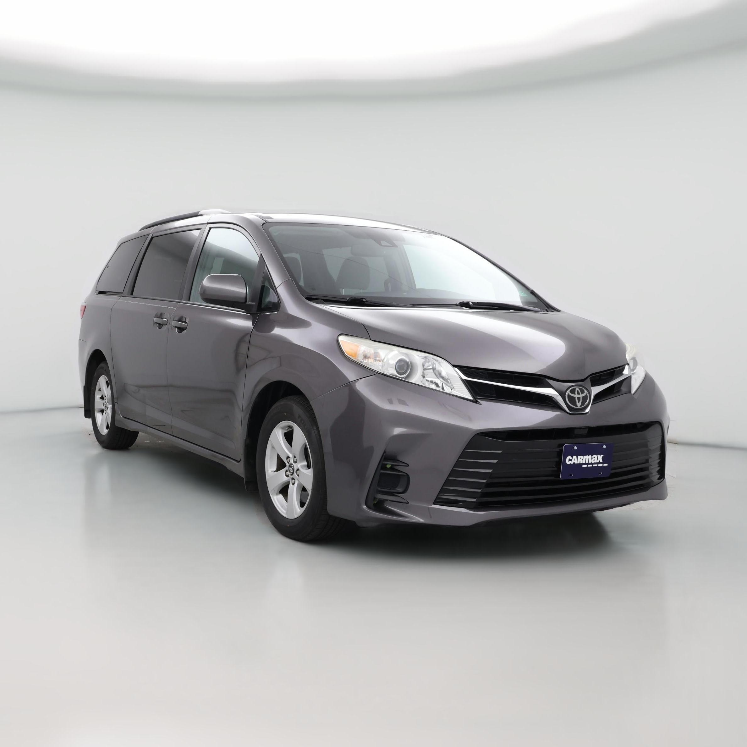 Thumbnail: 2018 Toyota Sienna - 1