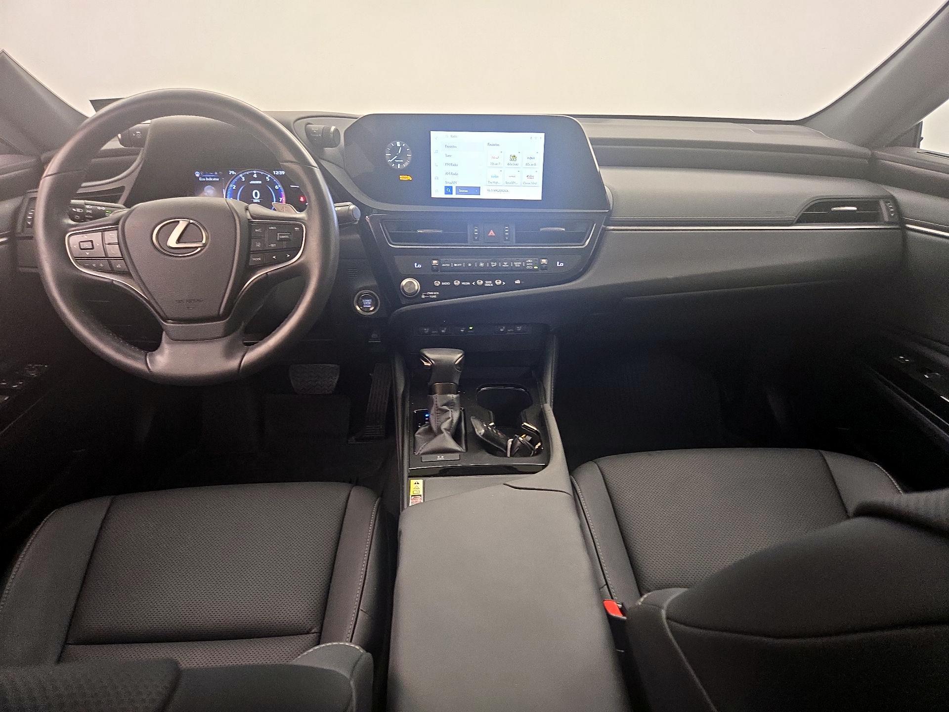 Thumbnail: 2023 Lexus ES - 9