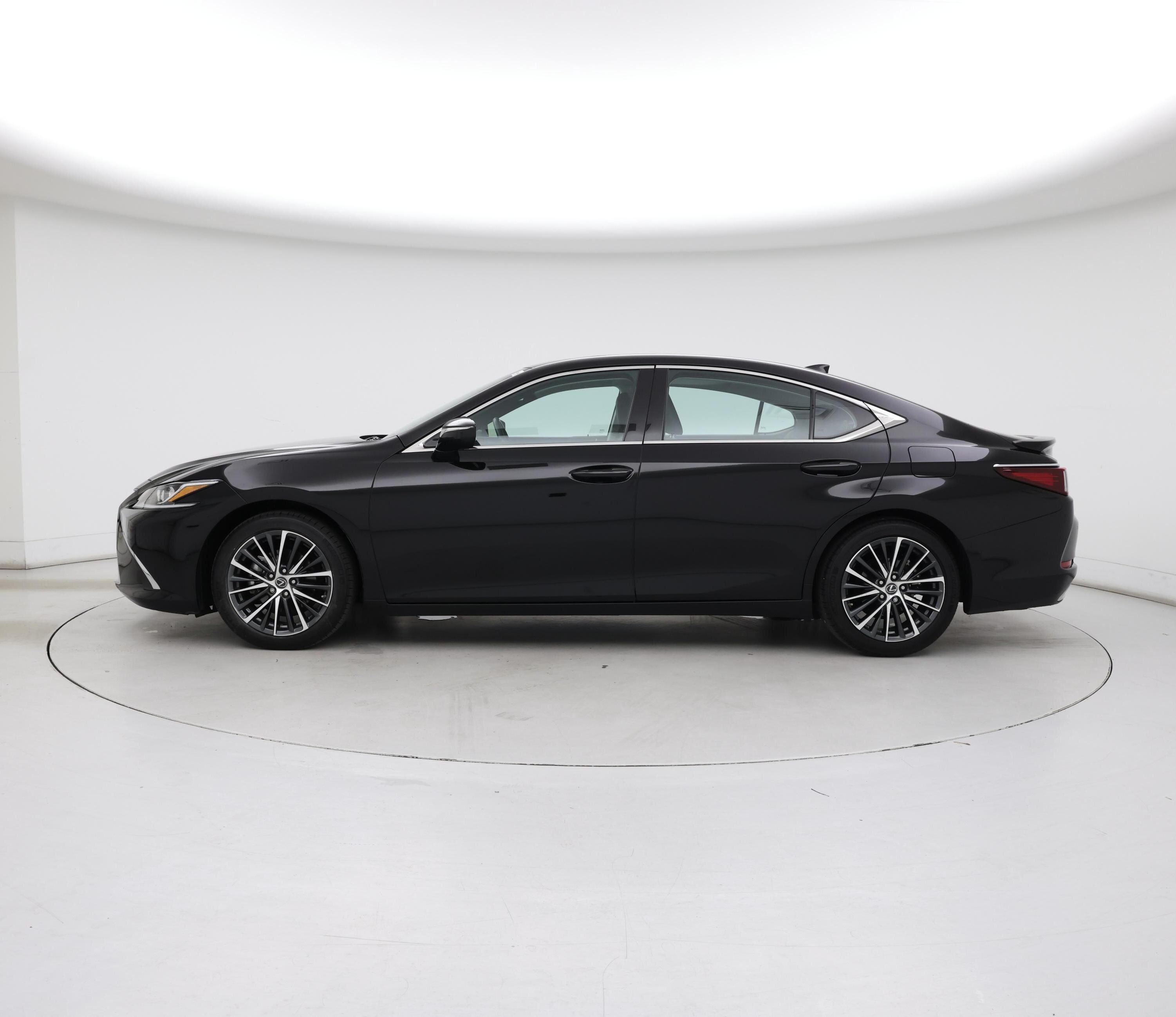 Thumbnail: 2023 Lexus ES - 3