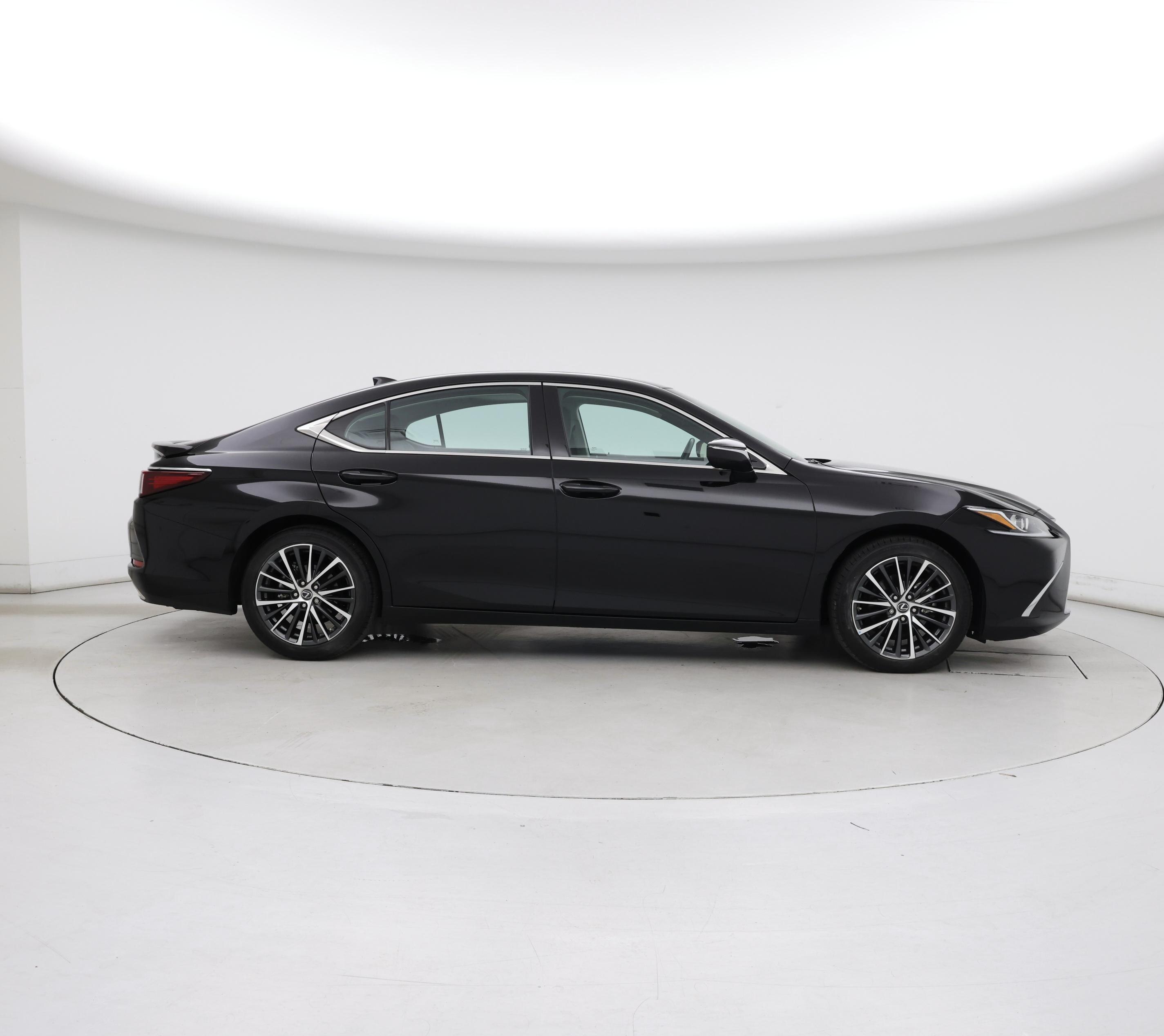 Thumbnail: 2023 Lexus ES - 7