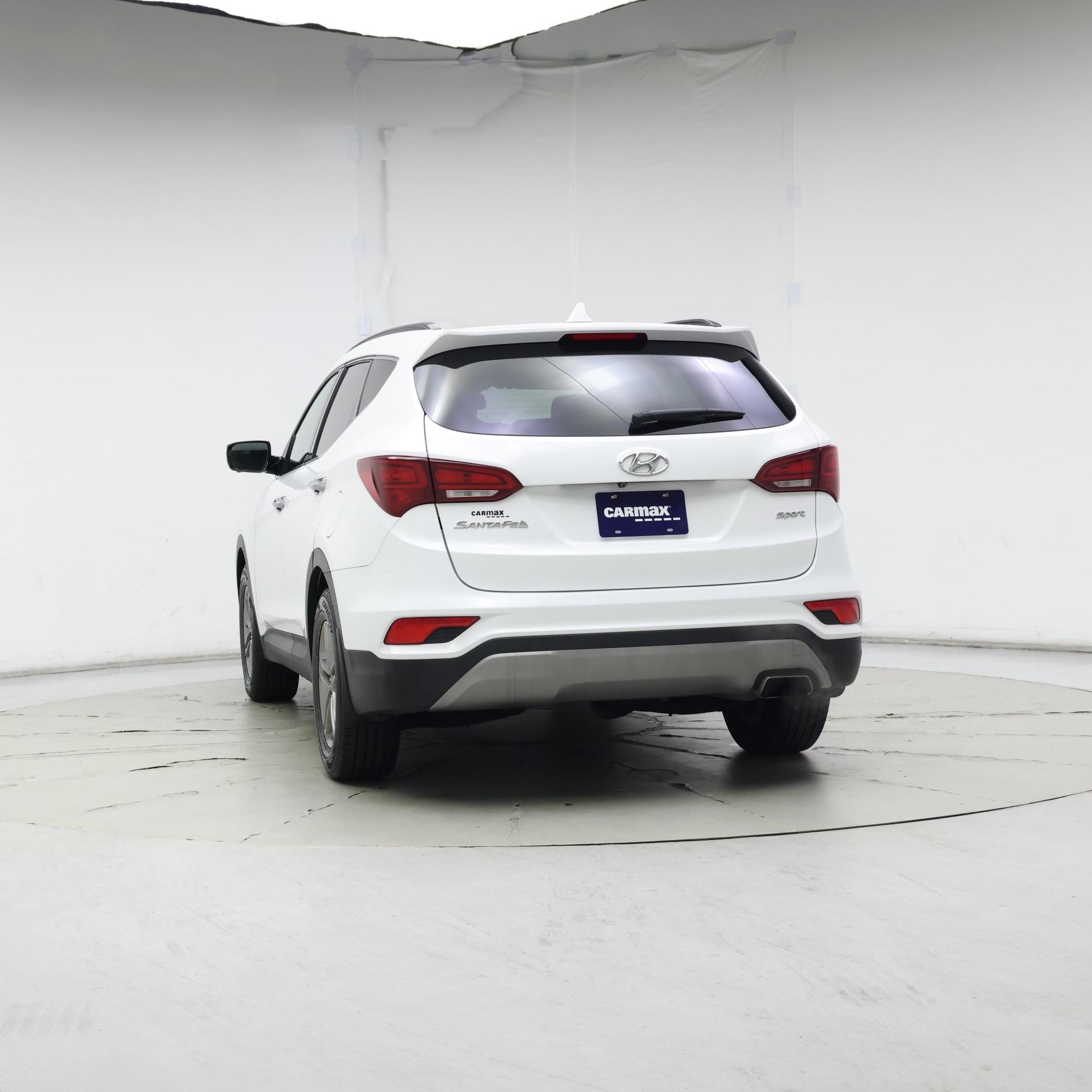 Thumbnail: 2017 Hyundai Santa Fe - 6