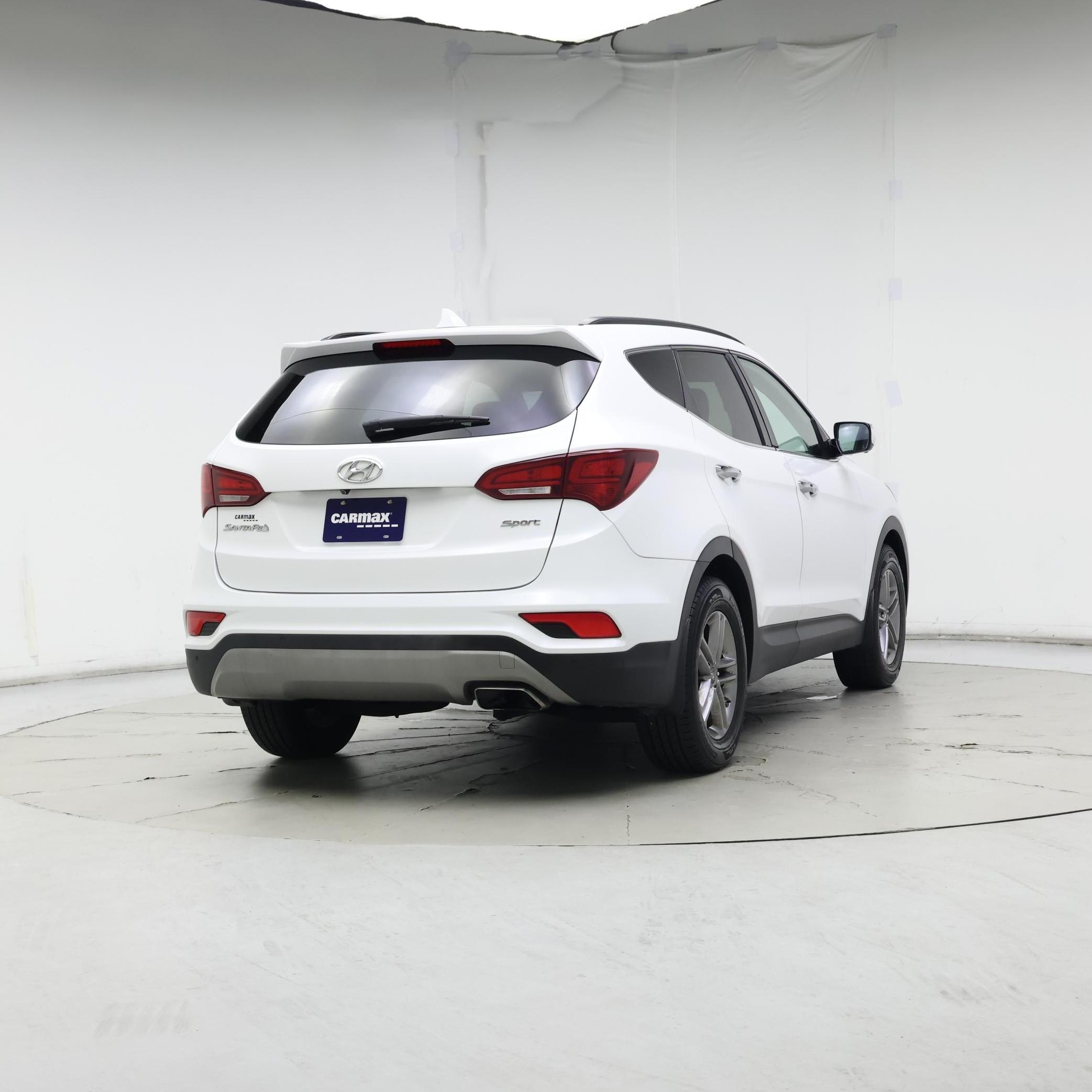 Thumbnail: 2017 Hyundai Santa Fe - 8