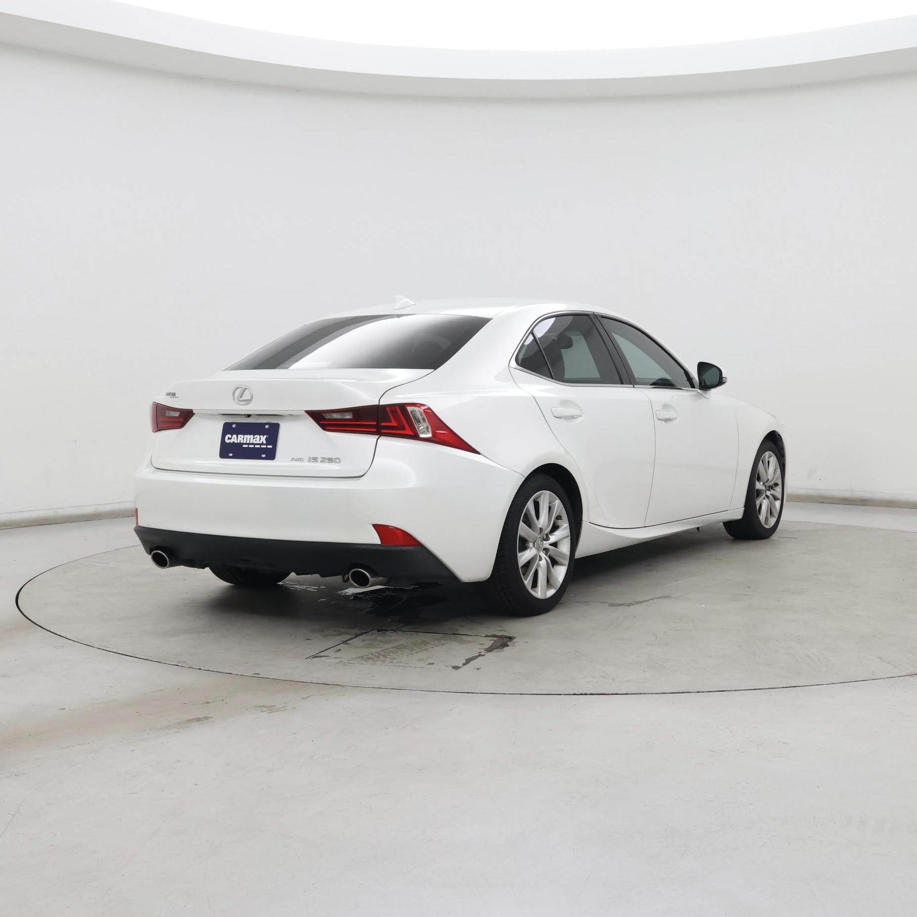 Thumbnail: 2015 Lexus IS - 8