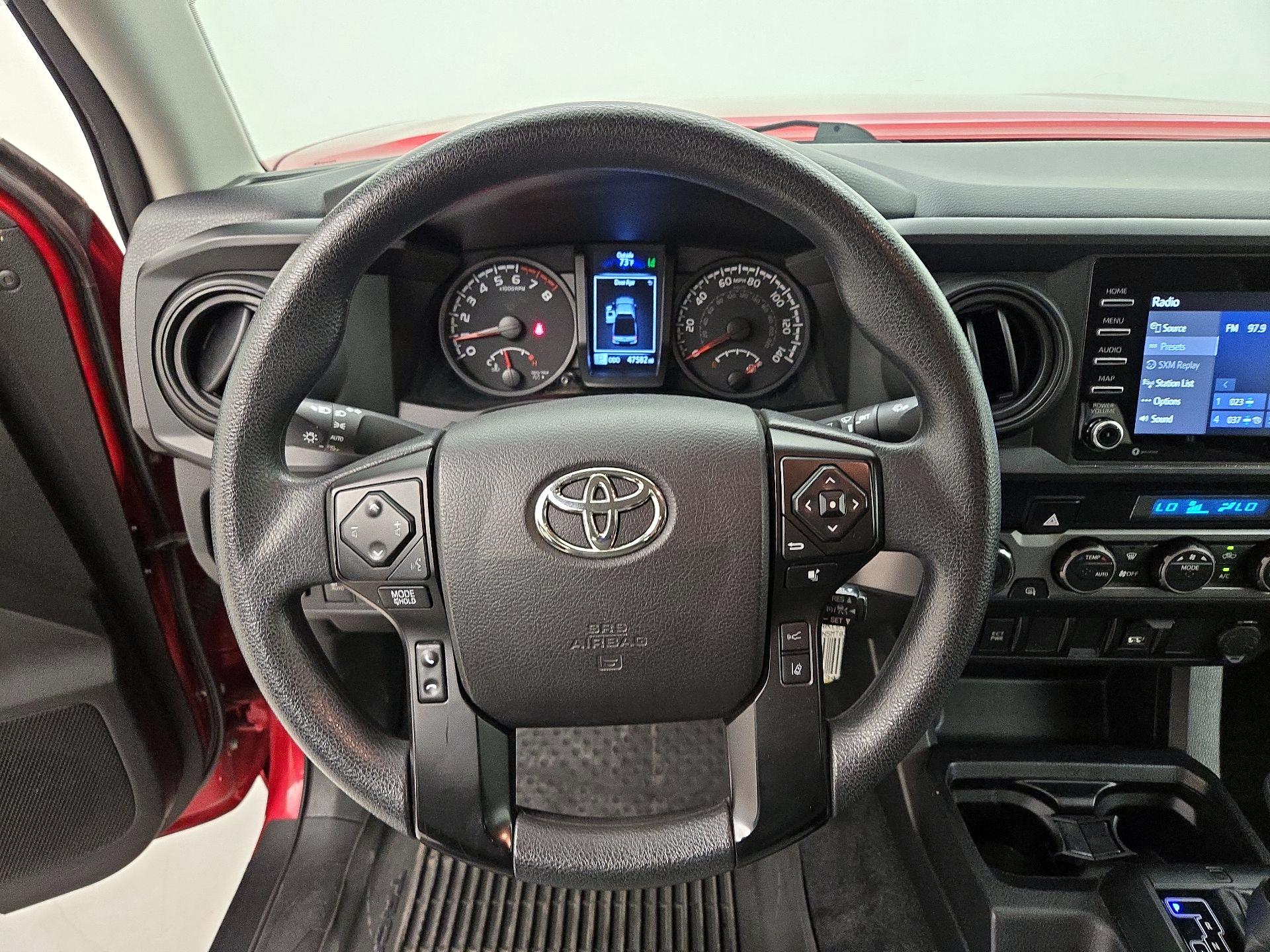 Thumbnail: 2021 Toyota Tacoma - 10