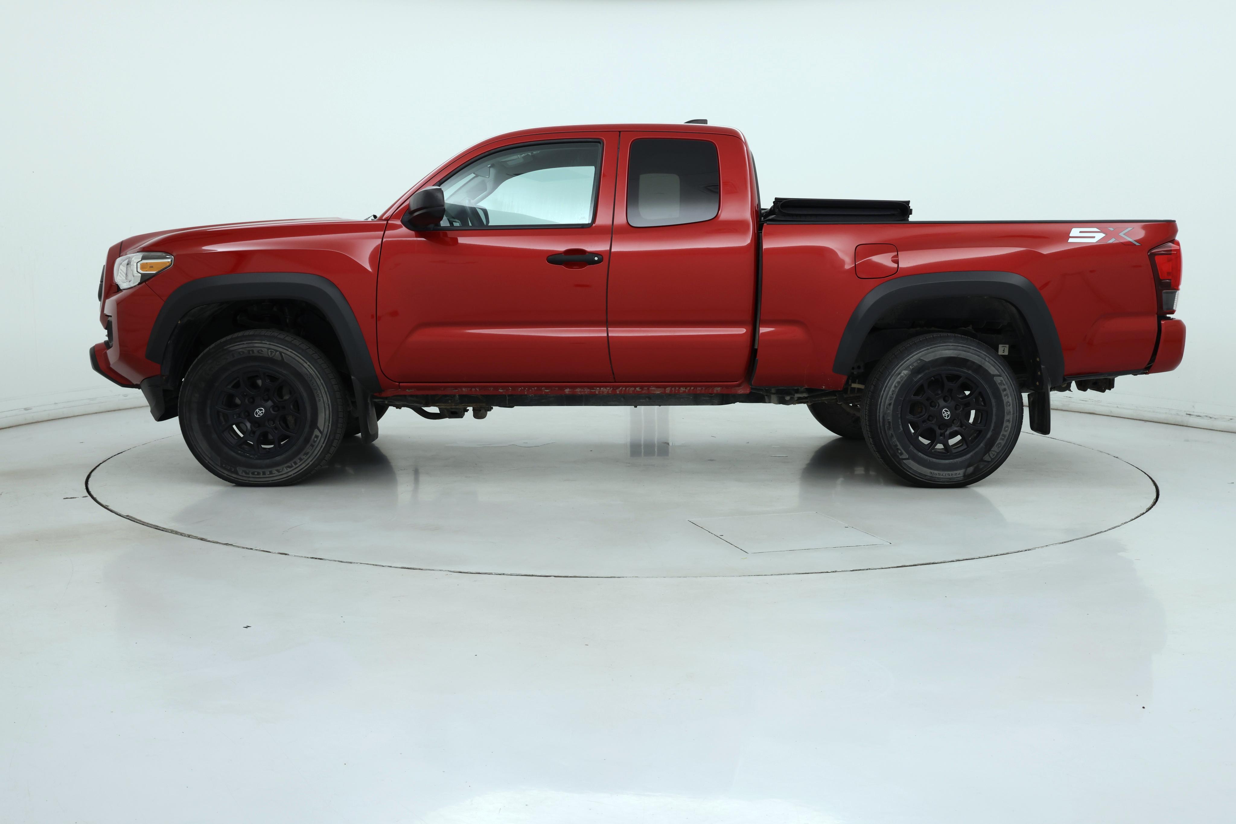 Thumbnail: 2021 Toyota Tacoma - 3