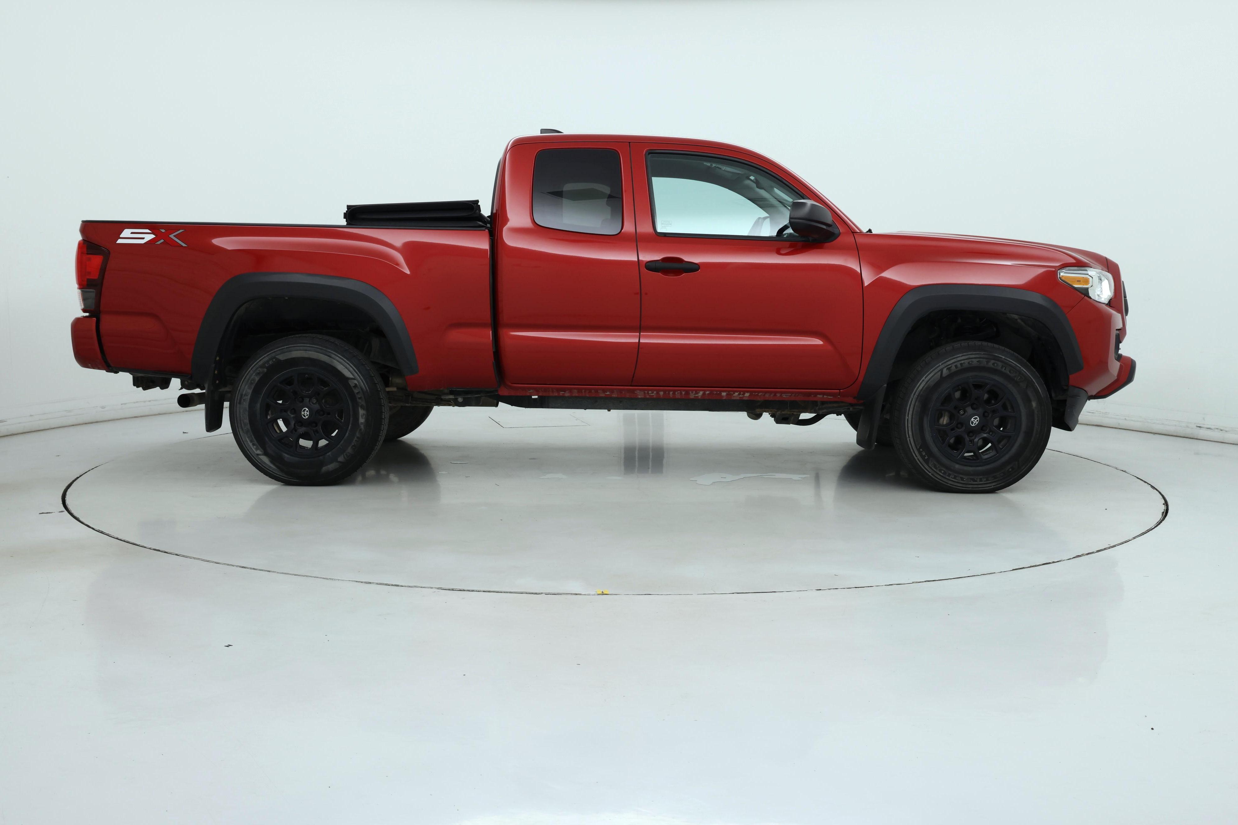 Thumbnail: 2021 Toyota Tacoma - 7