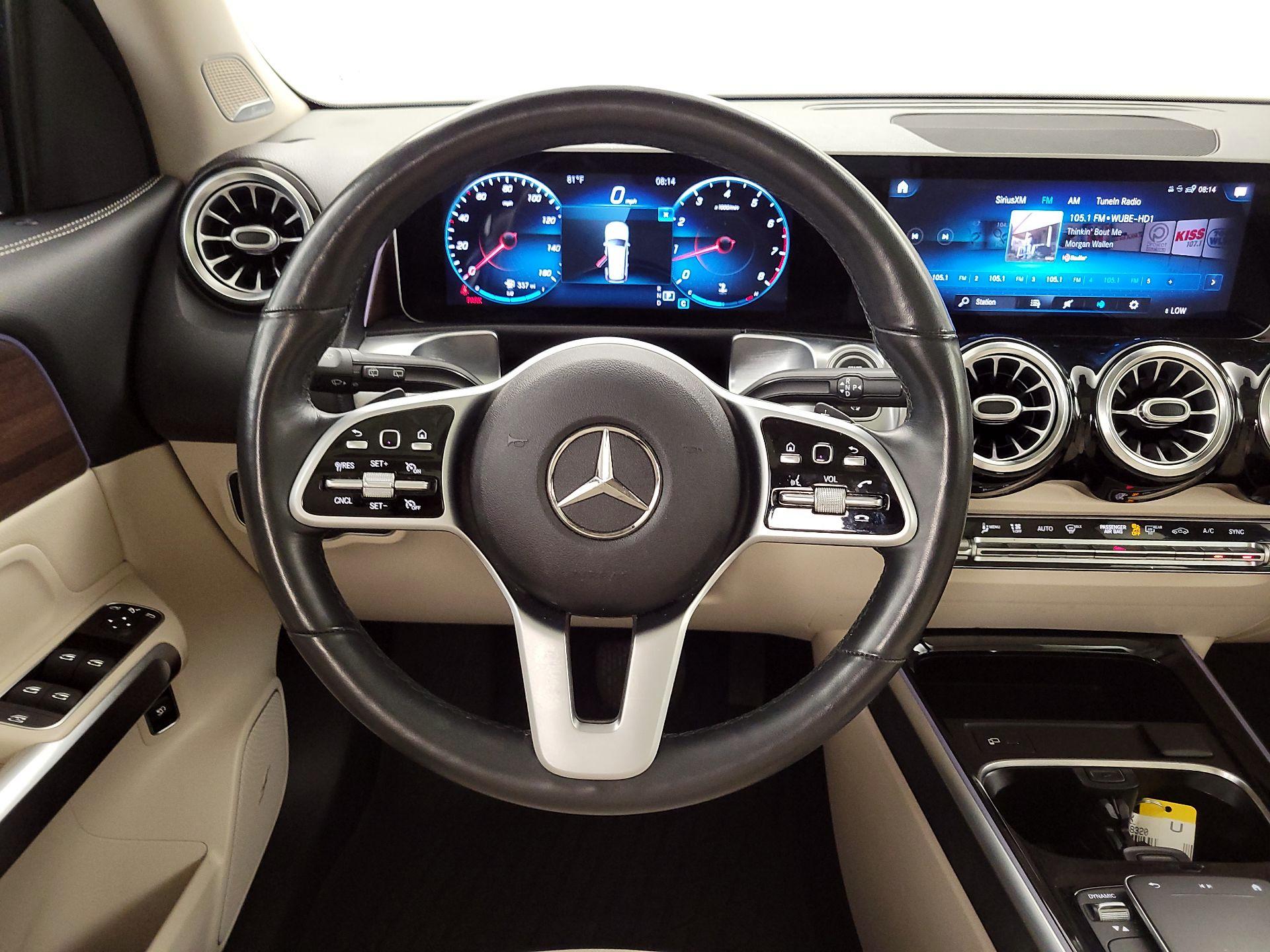 Thumbnail: 2021 Mercedes-Benz GLB - 10