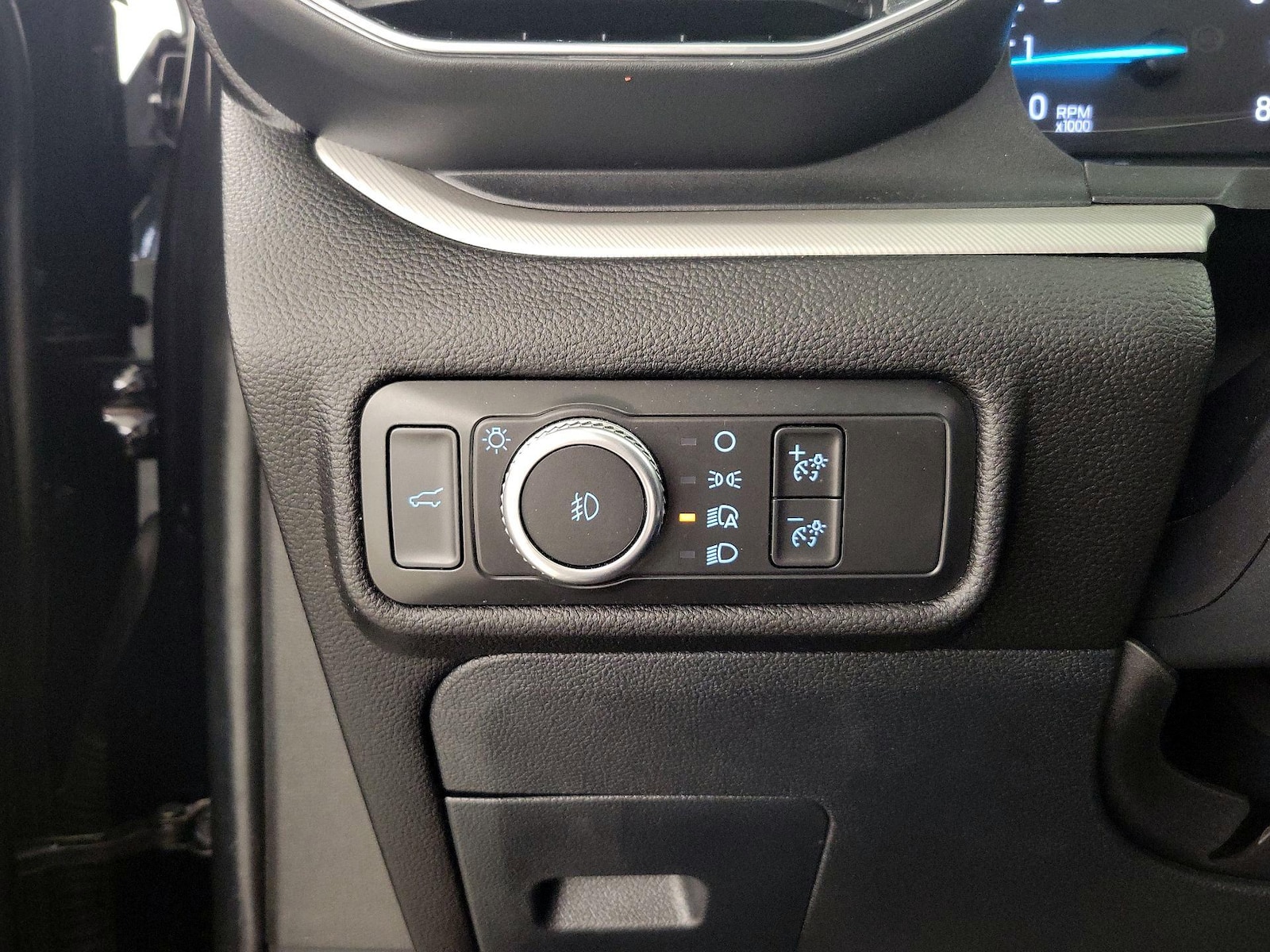 2022 Ford Explorer XLT - Photo 14