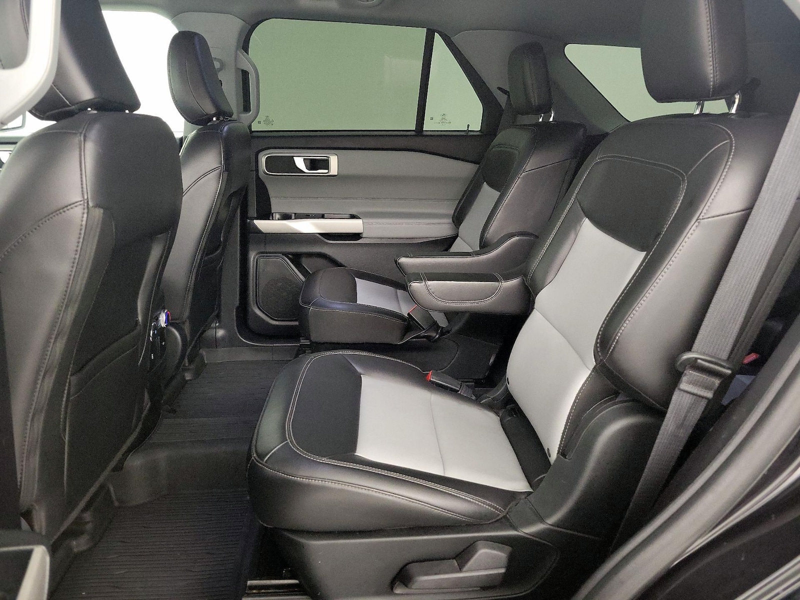 2022 Ford Explorer XLT - Photo 20