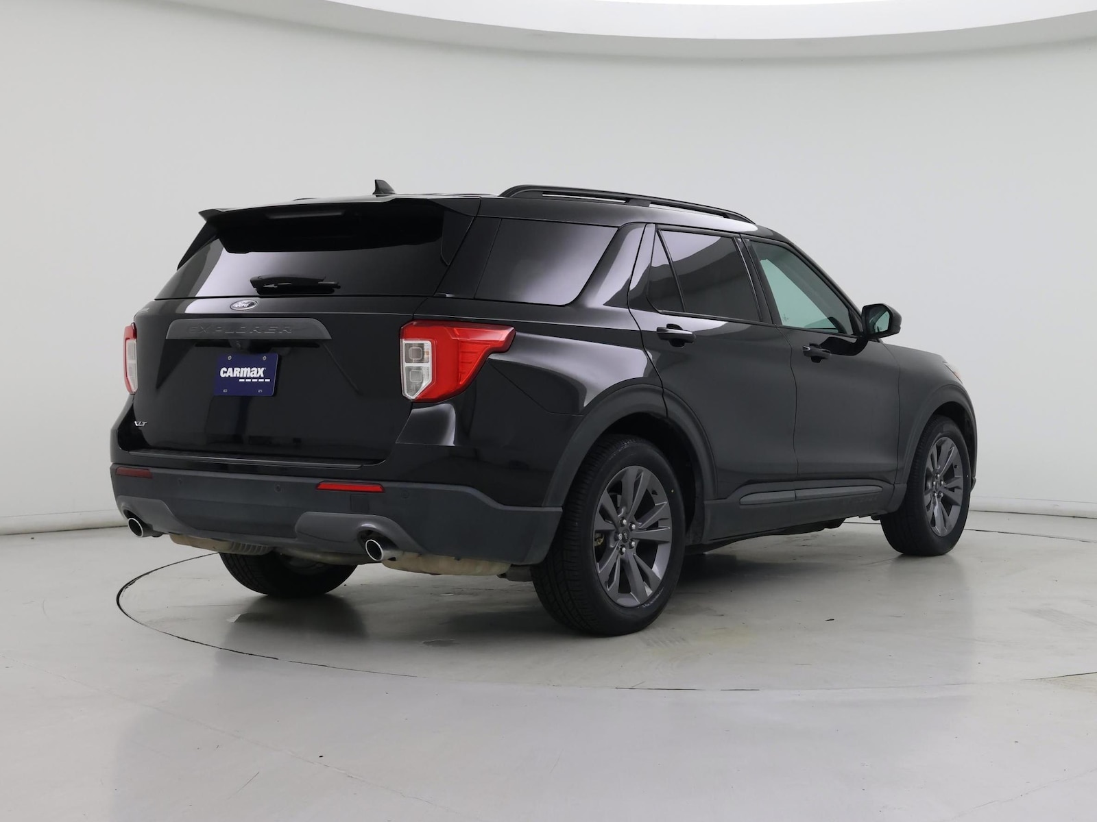 2022 Ford Explorer XLT - Photo 9