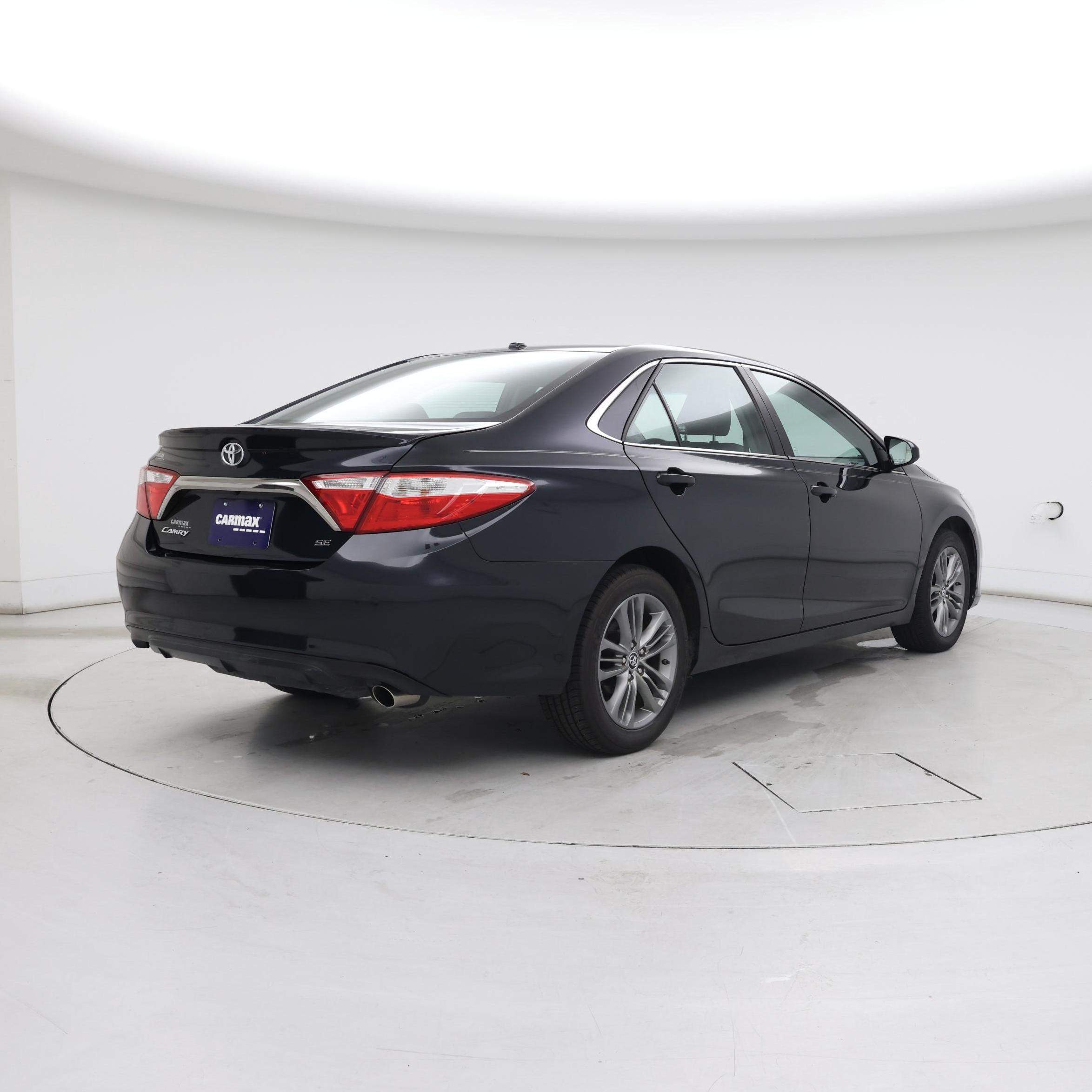 Thumbnail: 2017 Toyota Camry - 8