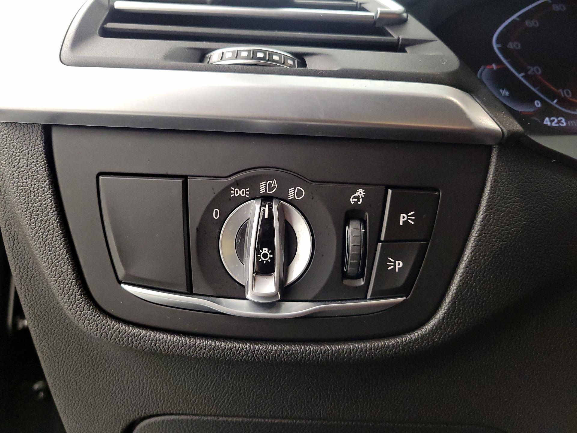 Thumbnail: 2022 BMW X3 - 13