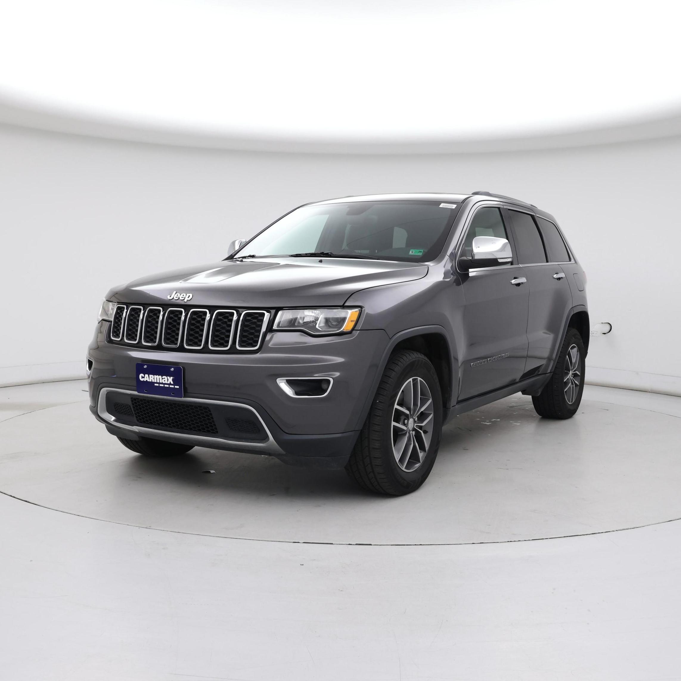 Thumbnail: 2017 Jeep Grand Cherokee - 4